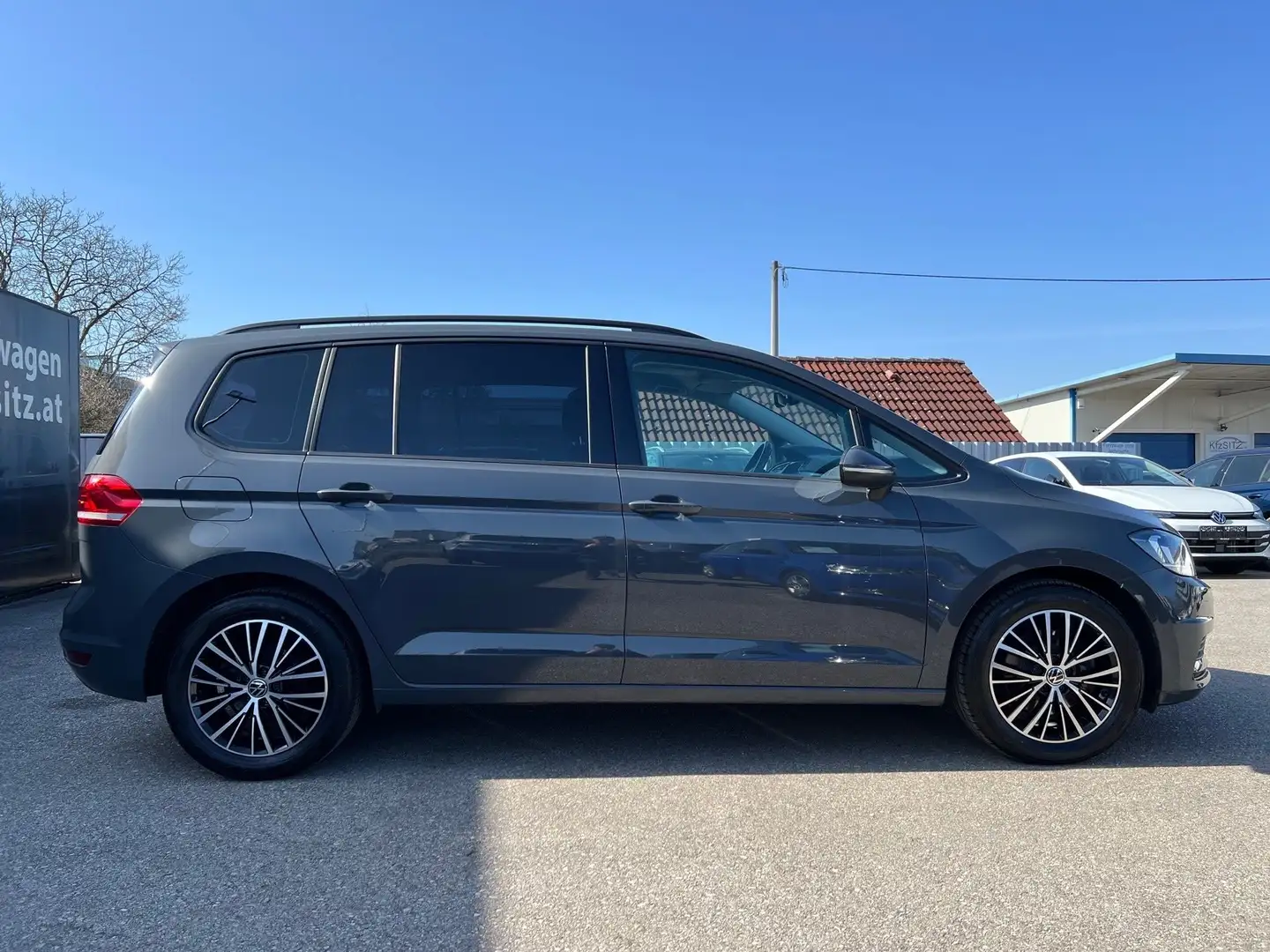 Volkswagen Touran Comfortline 2,0 BMT TDI DSG | 7 SITZE Grau - 2
