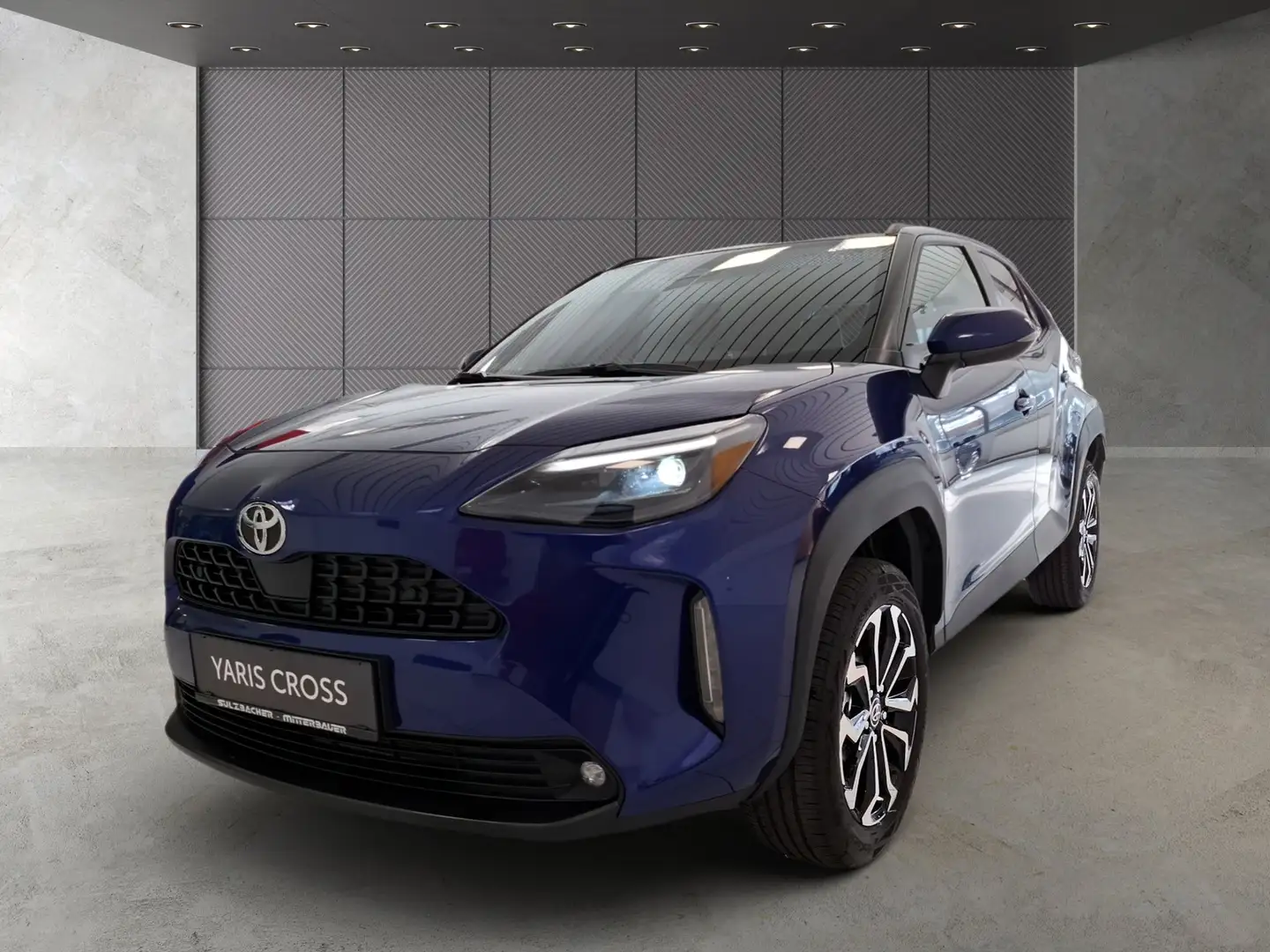 Toyota Yaris Cross 1.5 VVT-i Hybrid Active Drive 2WD. Blau - 2