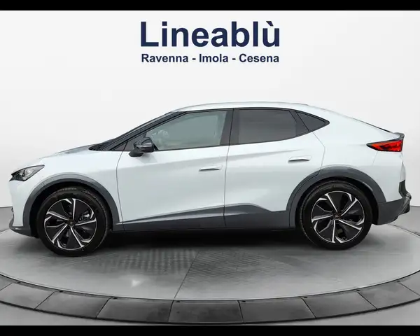 Cupra Tavascan view 2