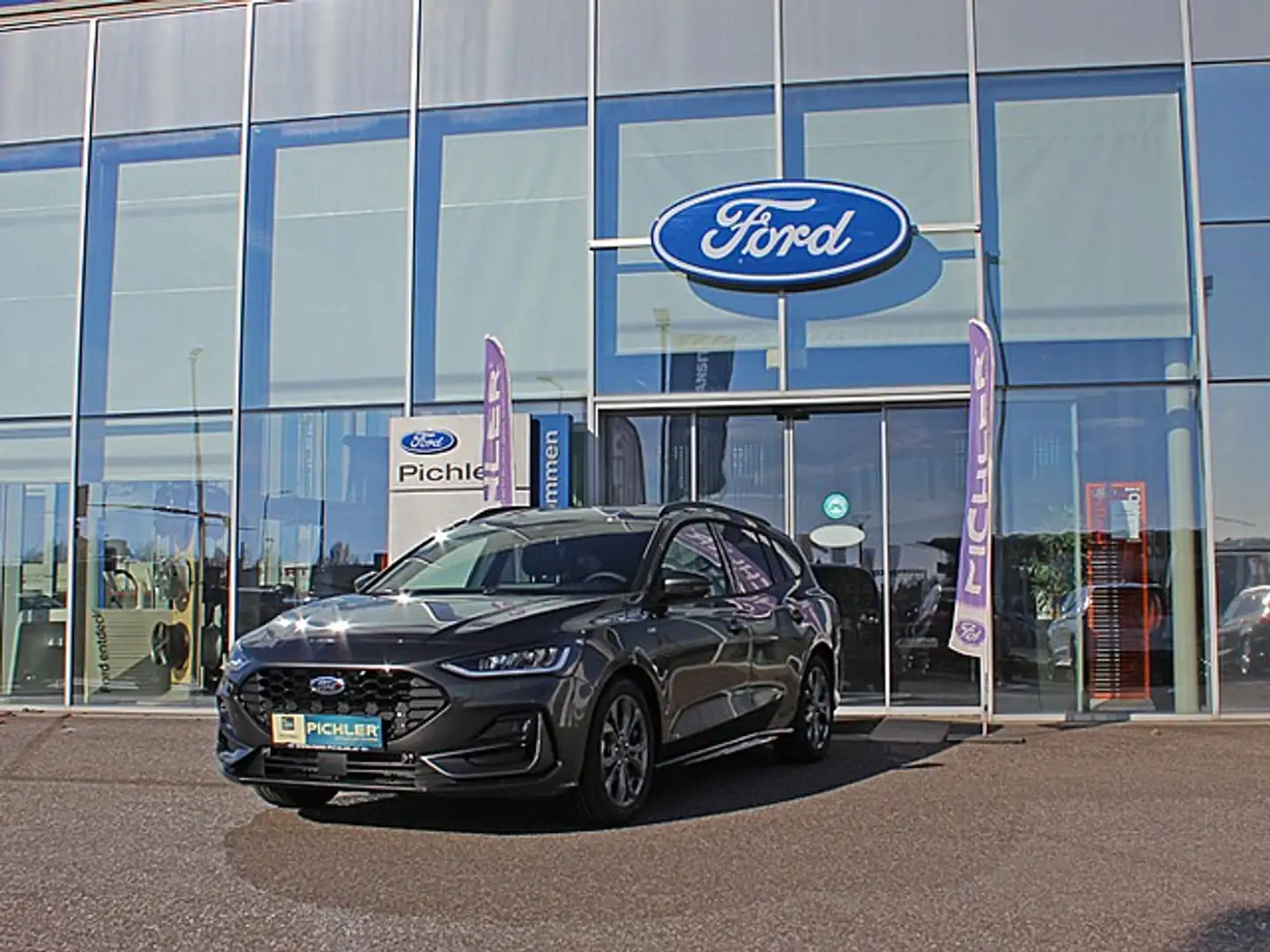 Ford Focus Turnier ST-Line X 1.0 EcoB. 125PS LEASING AKTION Grau - 2