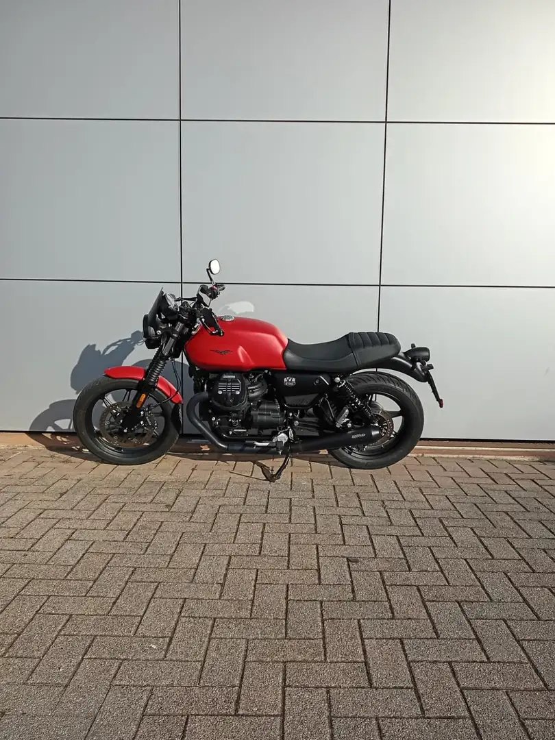 Moto Guzzi V 7 stone - 1