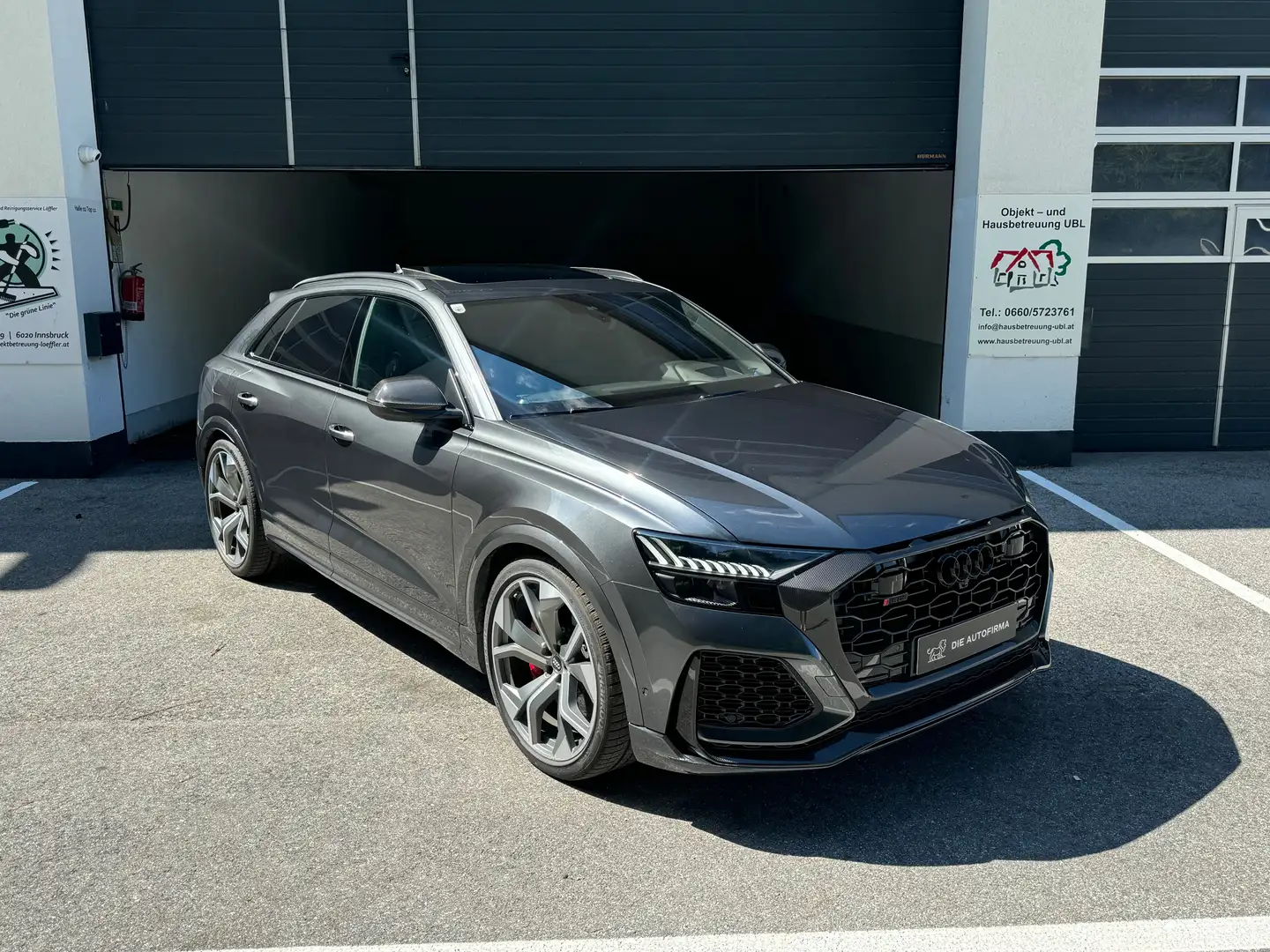 Audi RS Q8 4.0 TFSI quattro Grijs - 1