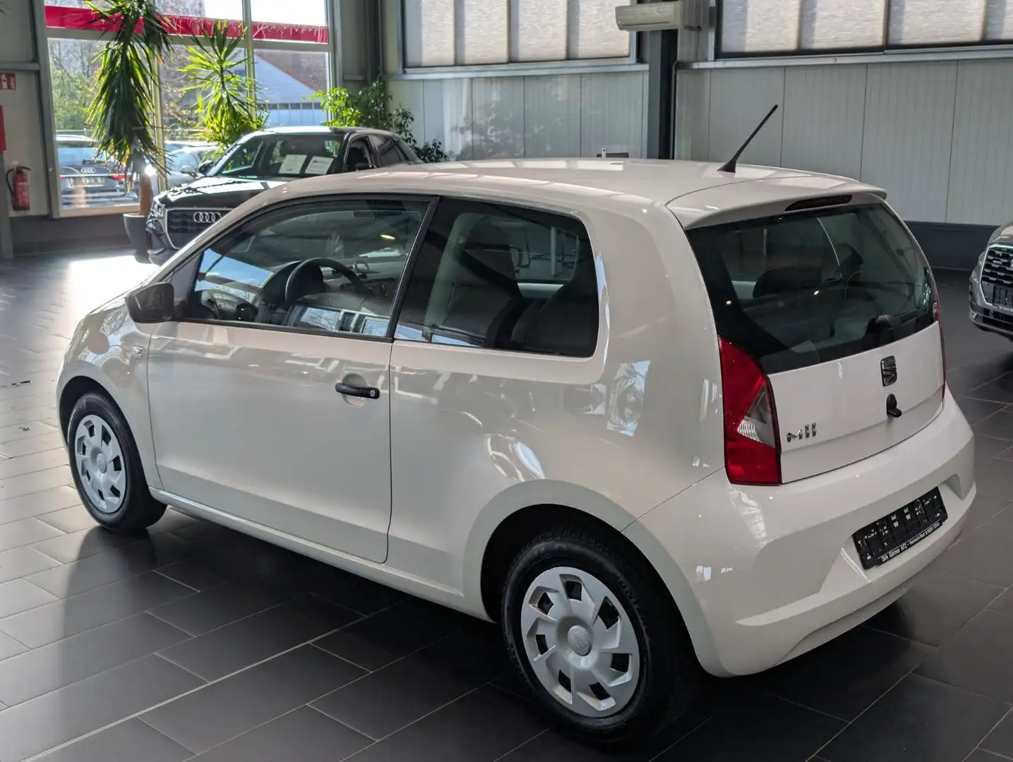 SEAT Mii 1.0 Reference 8-fach Weiß - 2