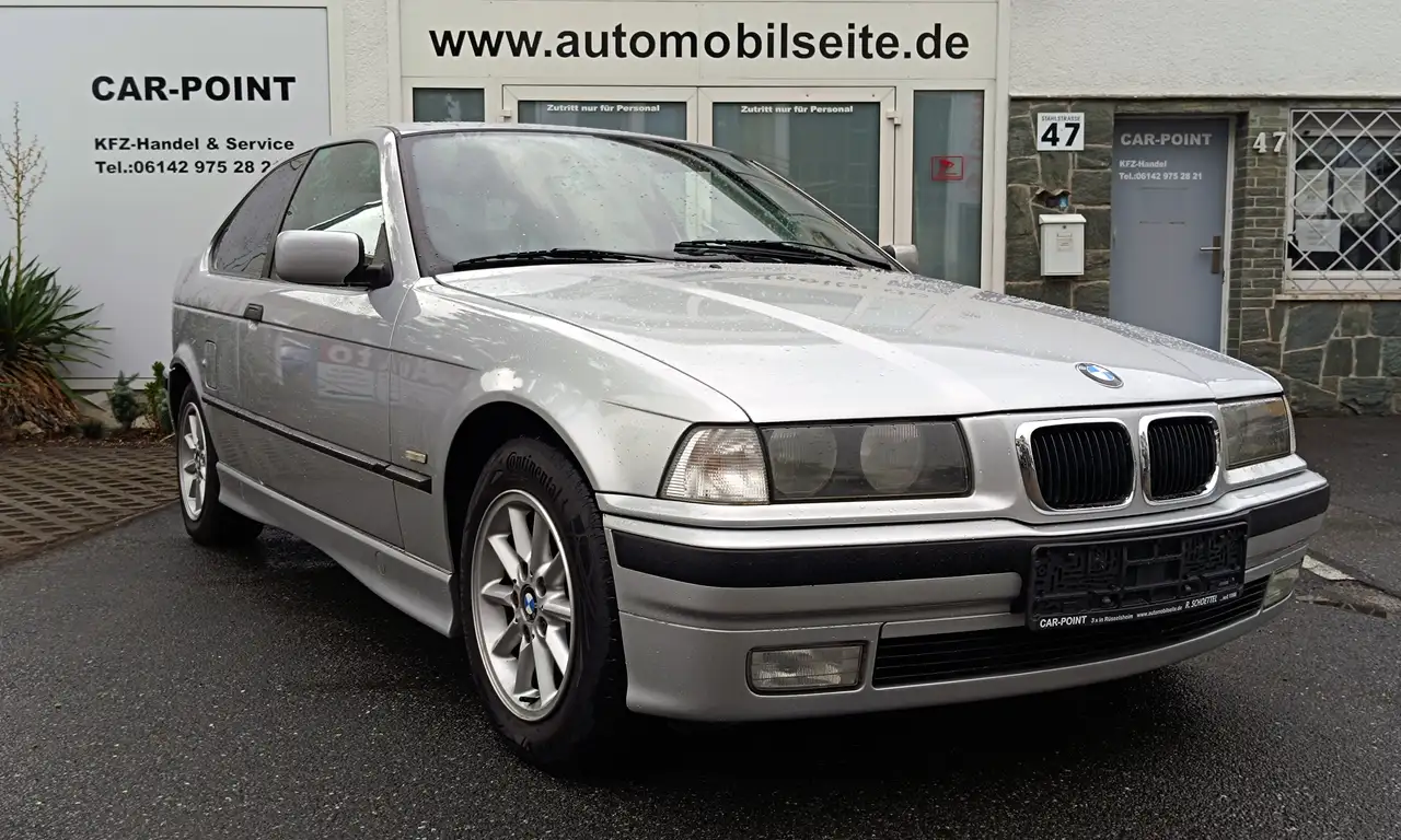 BMW 316 i Comp Exclusiv Edition*KLIMA*LEDER*AUTOMATIK, foto 6