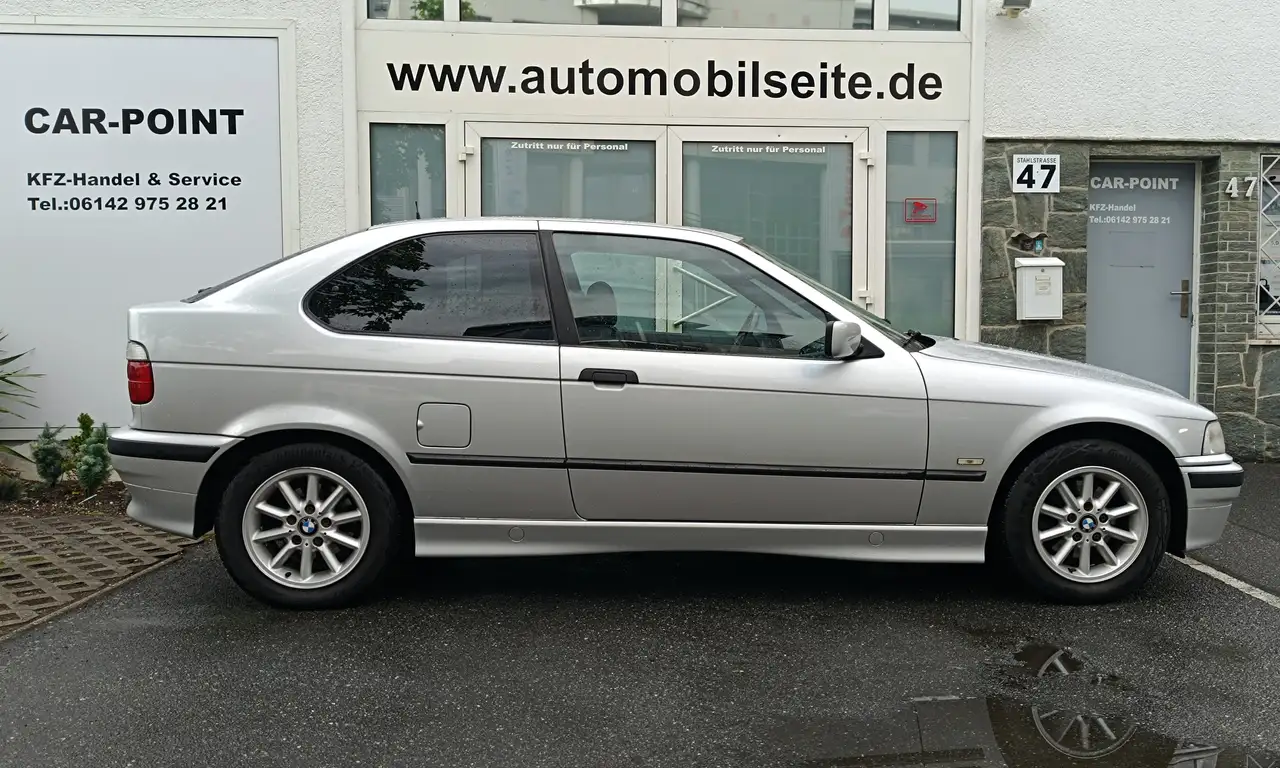 BMW 316 i Comp Exclusiv Edition*KLIMA*LEDER*AUTOMATIK, foto 5