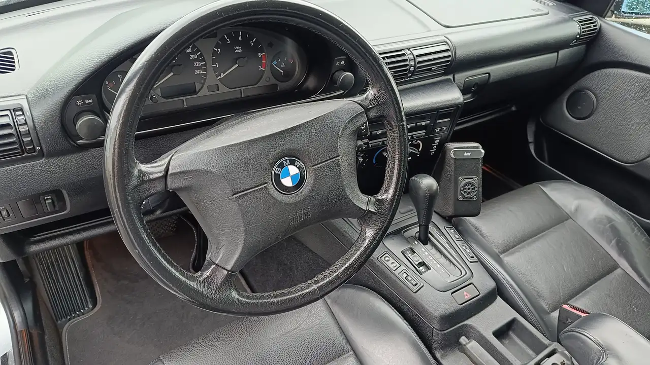 BMW 316 i Comp Exclusiv Edition*KLIMA*LEDER*AUTOMATIK, foto 9