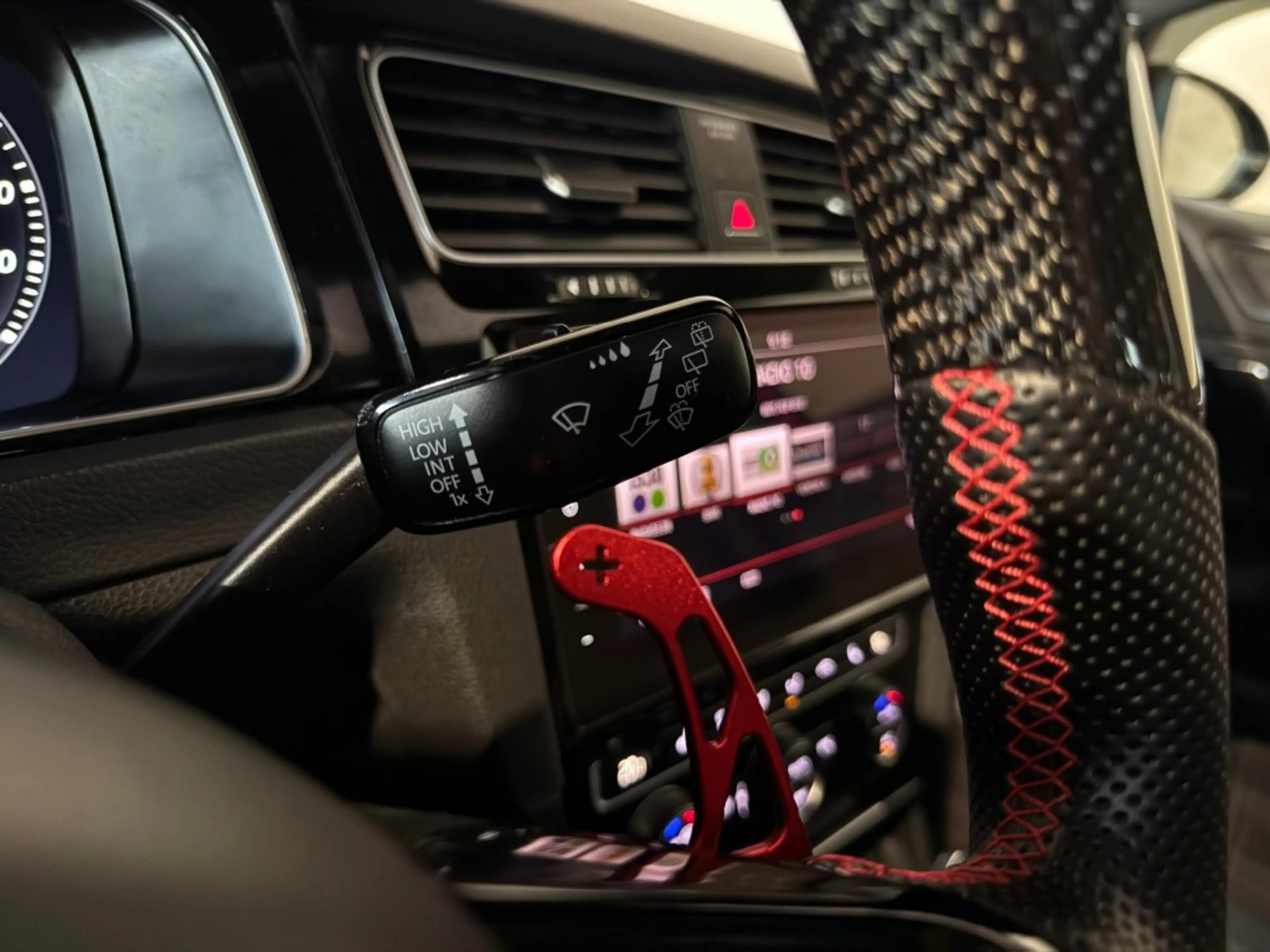 Volkswagen Golf GTI 2.0 TSI GTI PERF. l BOMVOL l PANO l VIRTUAL l DYNE — photo 23