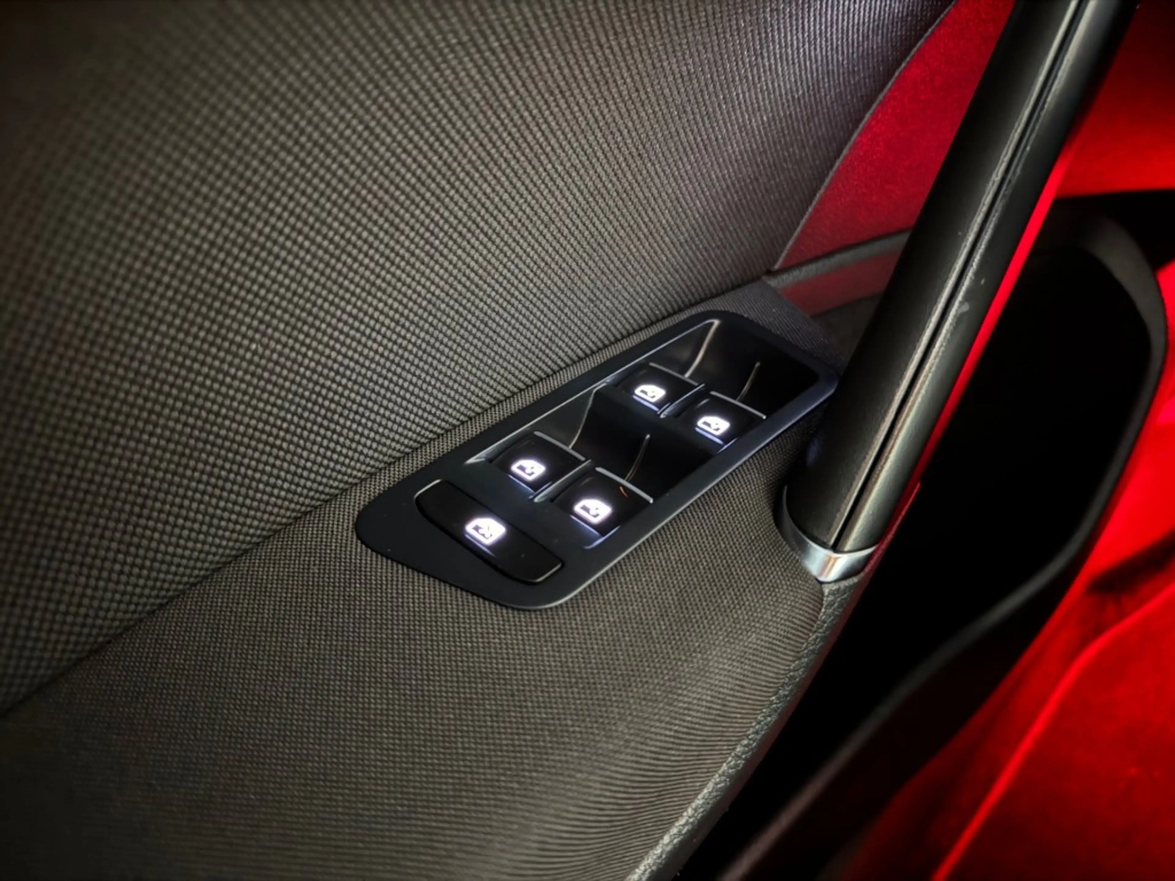 Volkswagen Golf GTI 2.0 TSI GTI PERF. l BOMVOL l PANO l VIRTUAL l DYNE — photo 35
