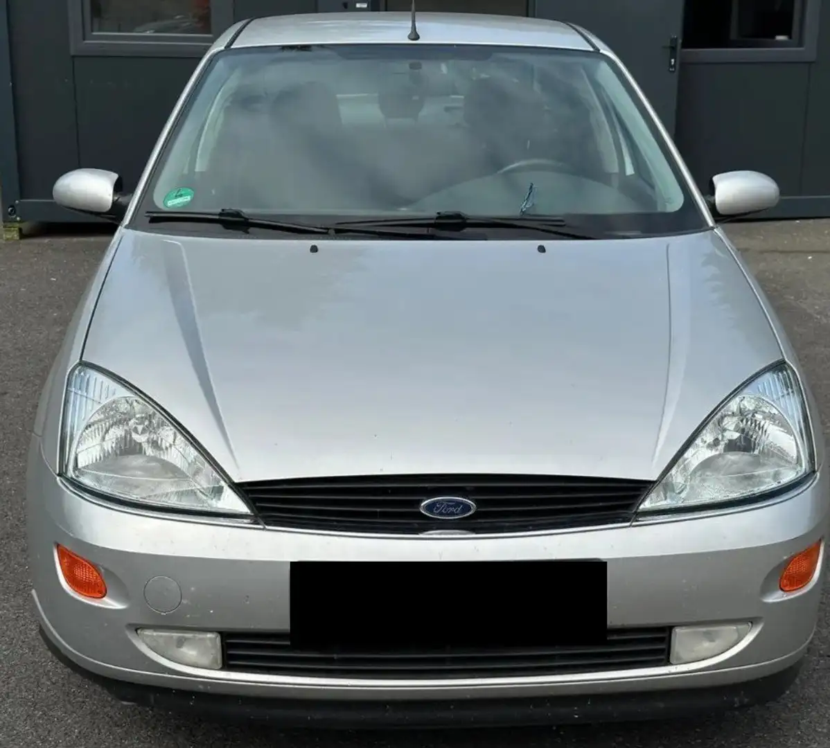 Ford Focus Focus Ghia Grau - 1