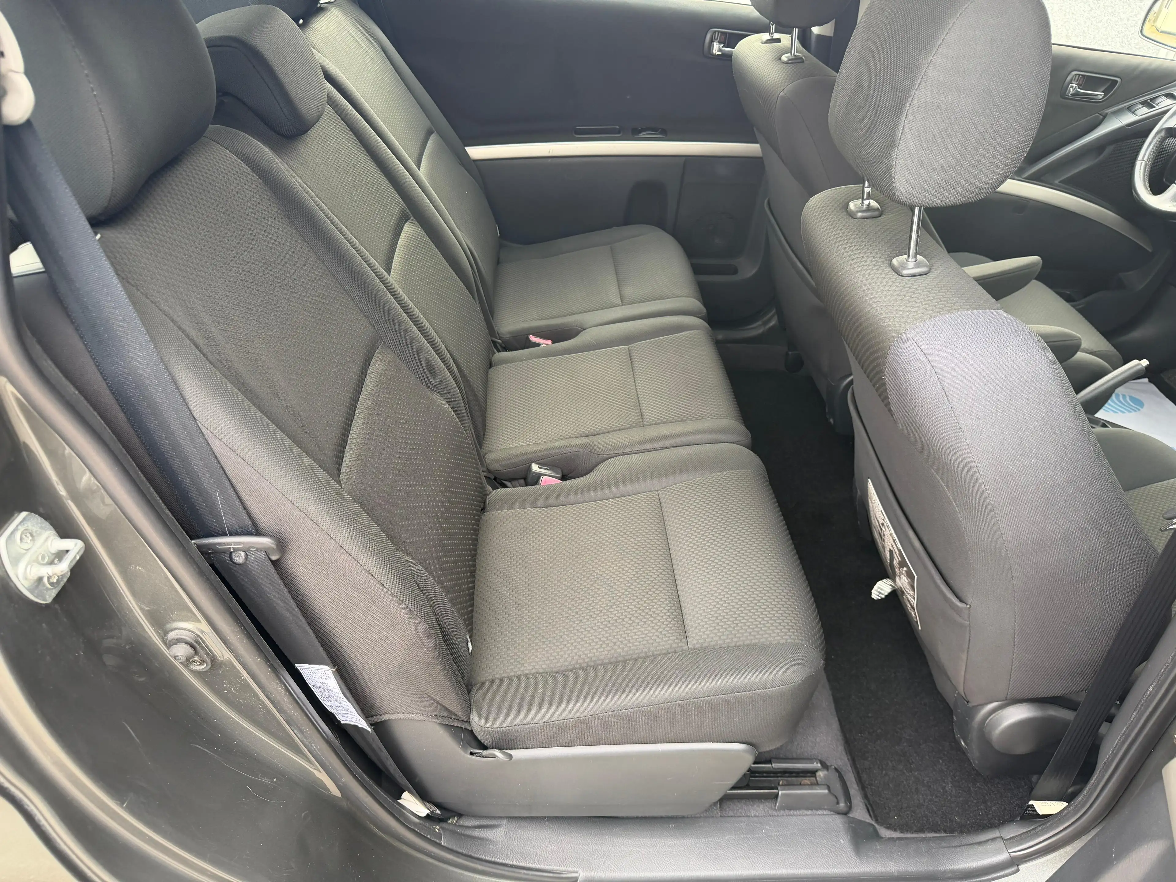 Toyota Corolla Verso 1.8i VVT-i Essence 7 places AUTOMATIQUE — photo 10