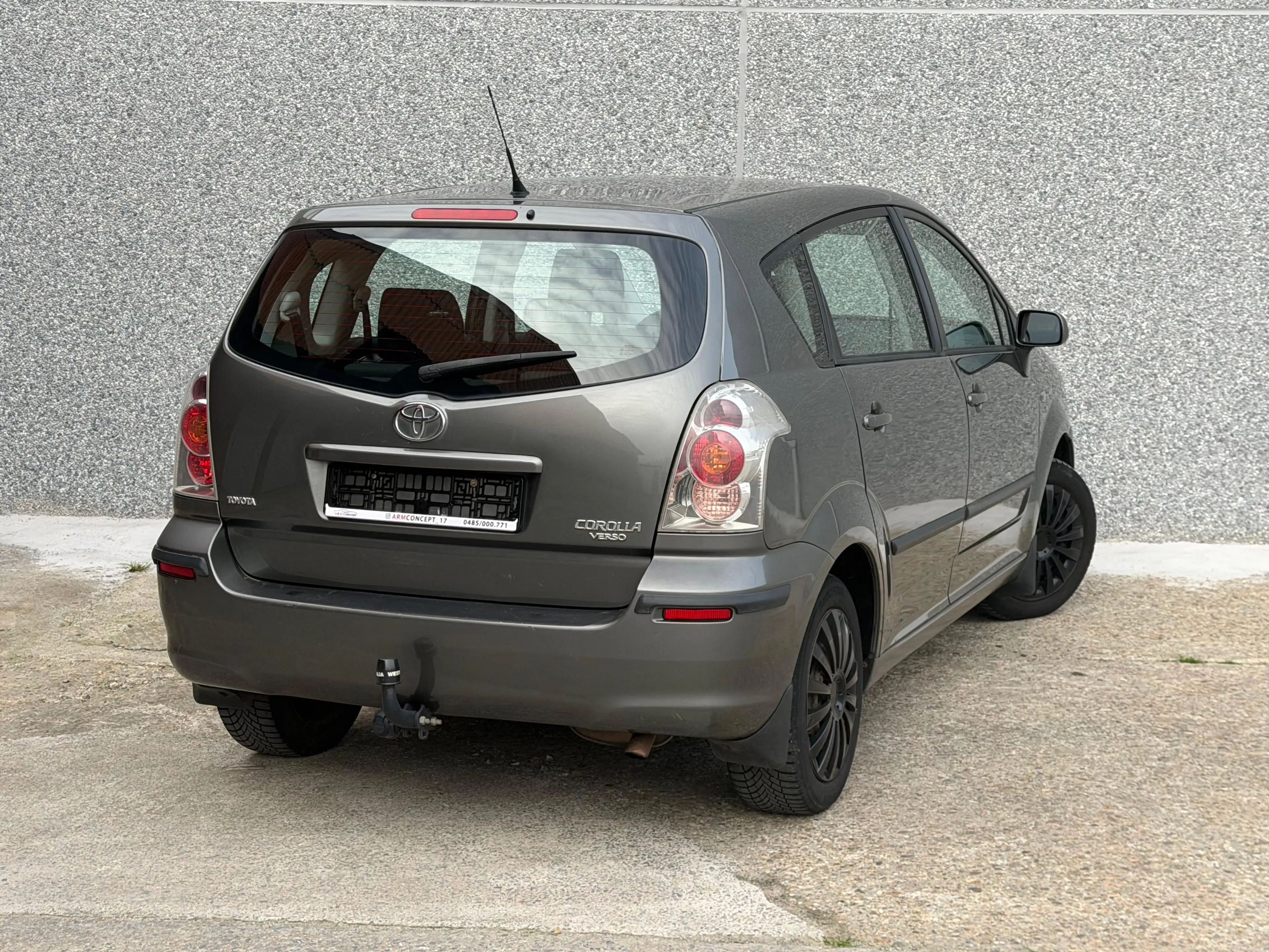 Toyota Corolla Verso 1.8i VVT-i Essence 7 places AUTOMATIQUE — photo 4