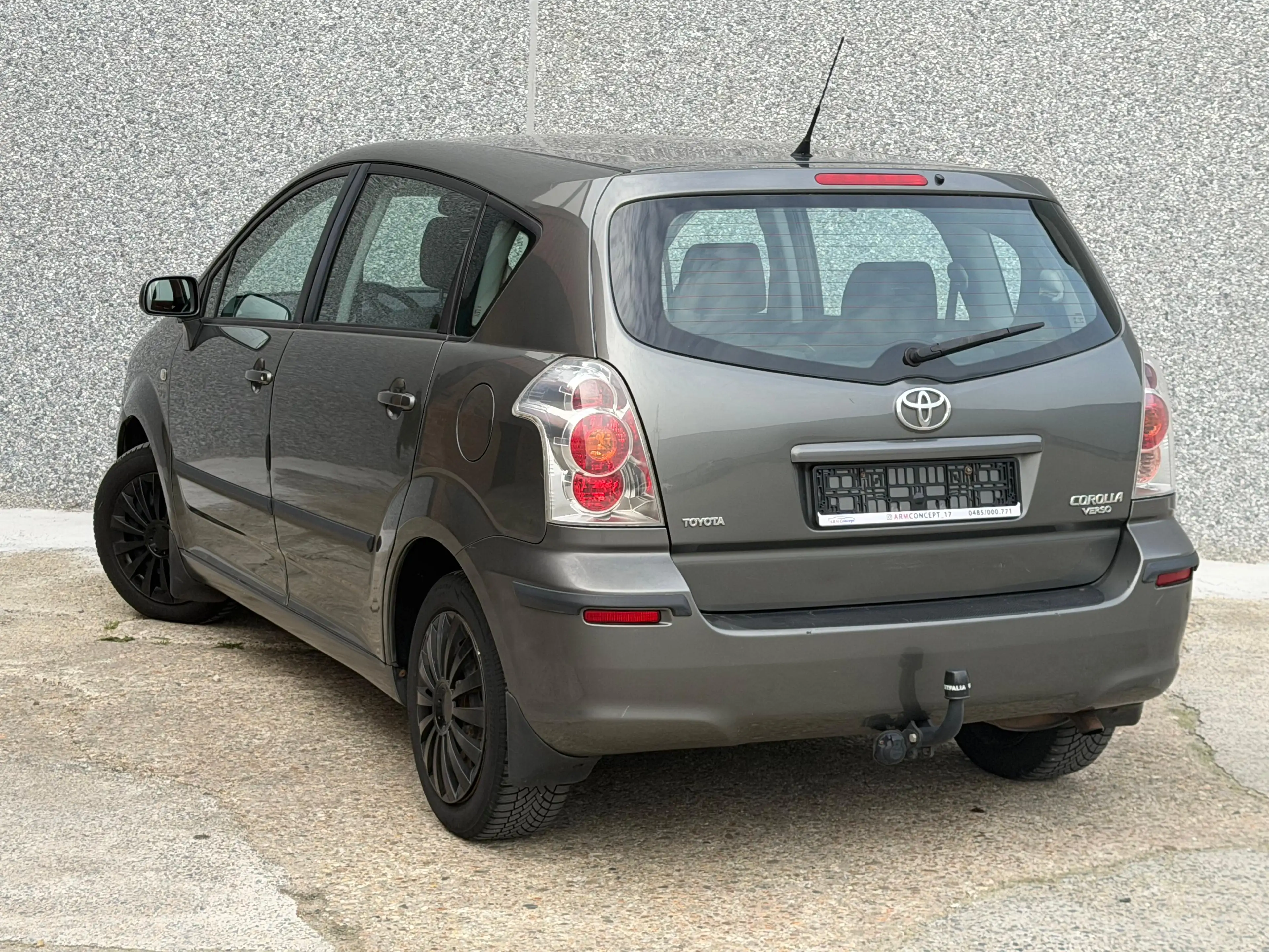 Toyota Corolla Verso 1.8i VVT-i Essence 7 places AUTOMATIQUE — photo 3