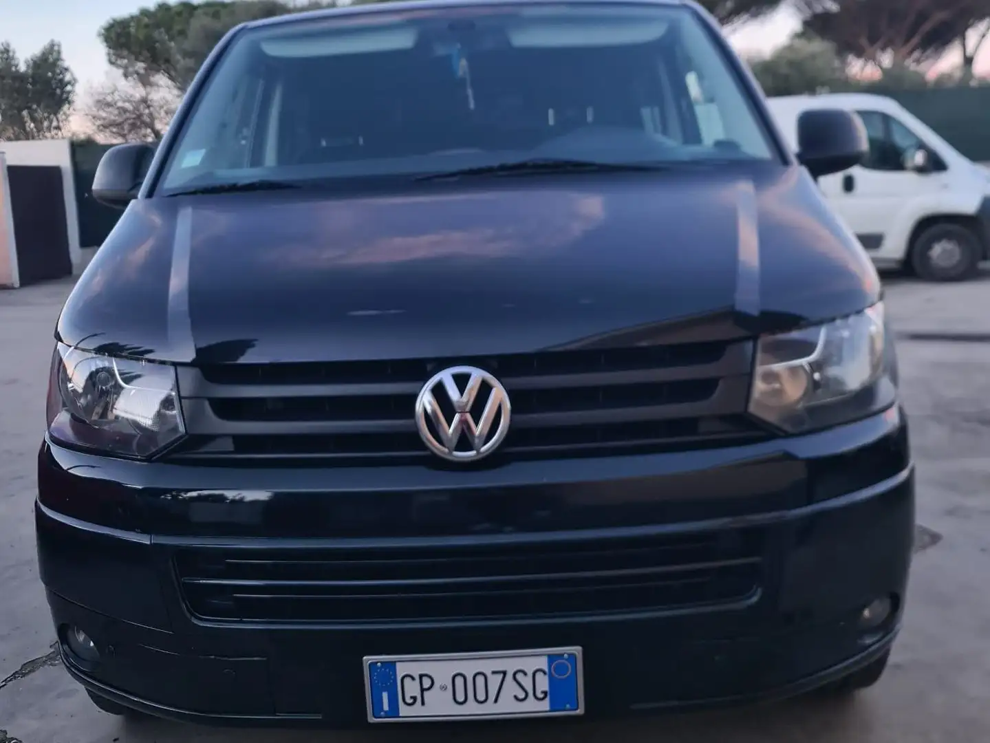 Volkswagen T5 Multivan Highline - 1