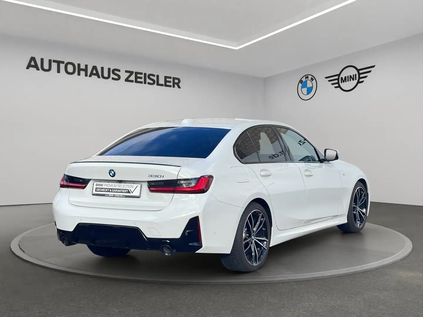 BMW 330 i Limousine M SPORT *10tkm* Allwetterreifen Weiß - 2