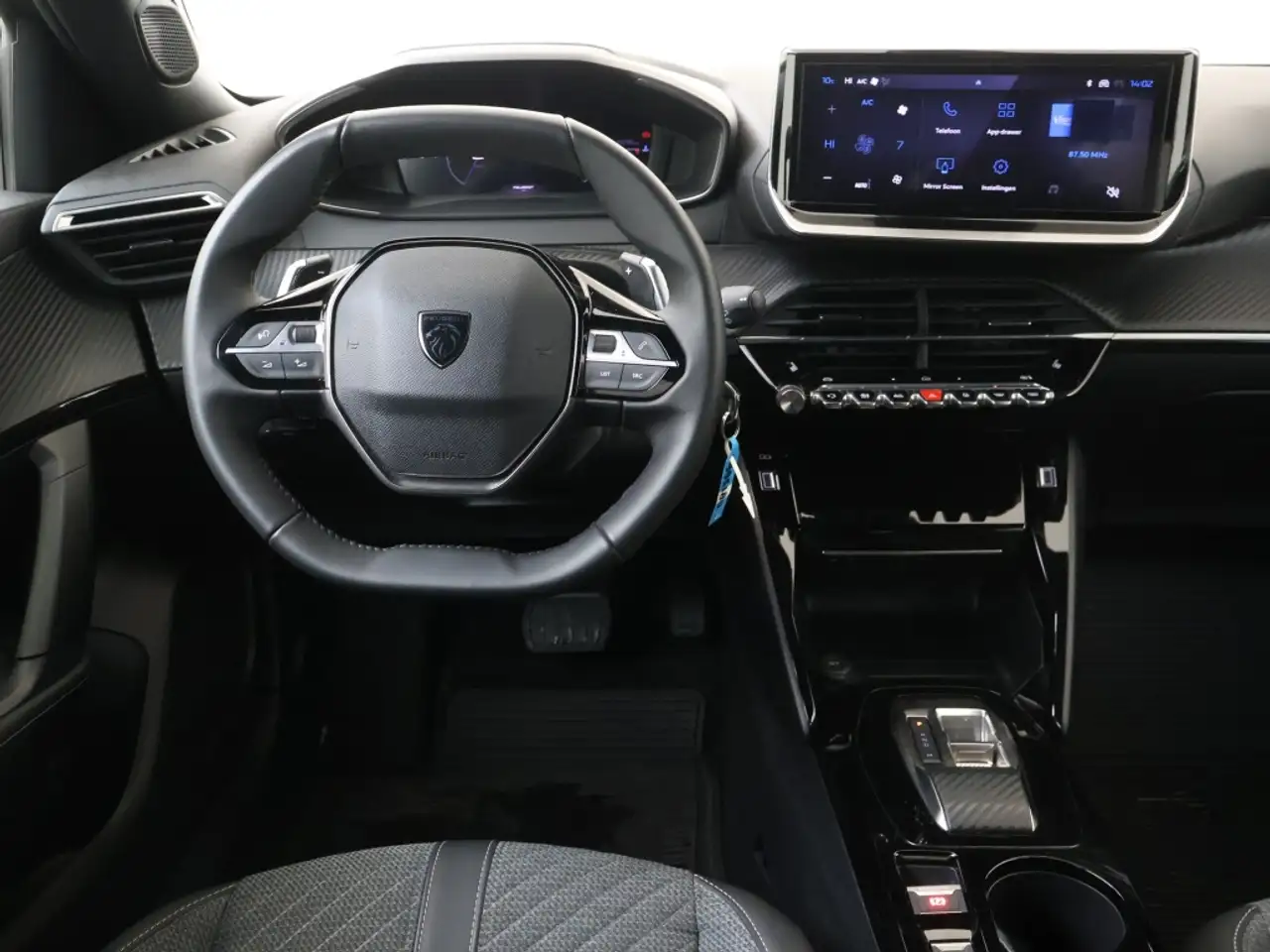 Peugeot 2008 1.2 Hybrid 136 Allure (+ Trekhaak) 2