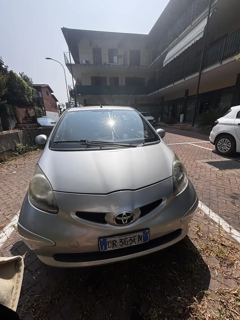 Toyota Aygo 5p 1.0 Griffe - 2
