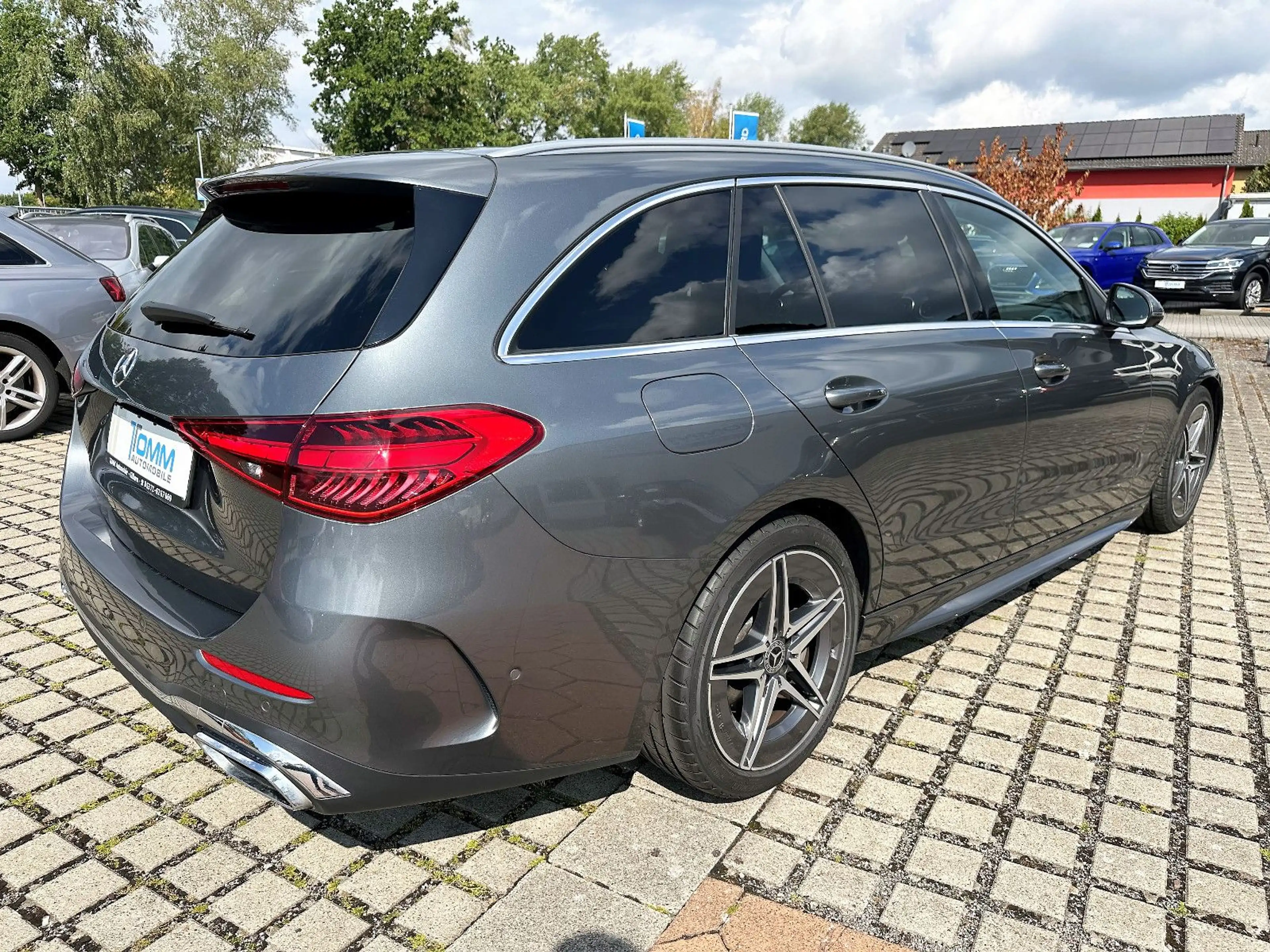 Mercedes-Benz C 220 d T AMG Line AHK / Alcantara / LED — photo 6