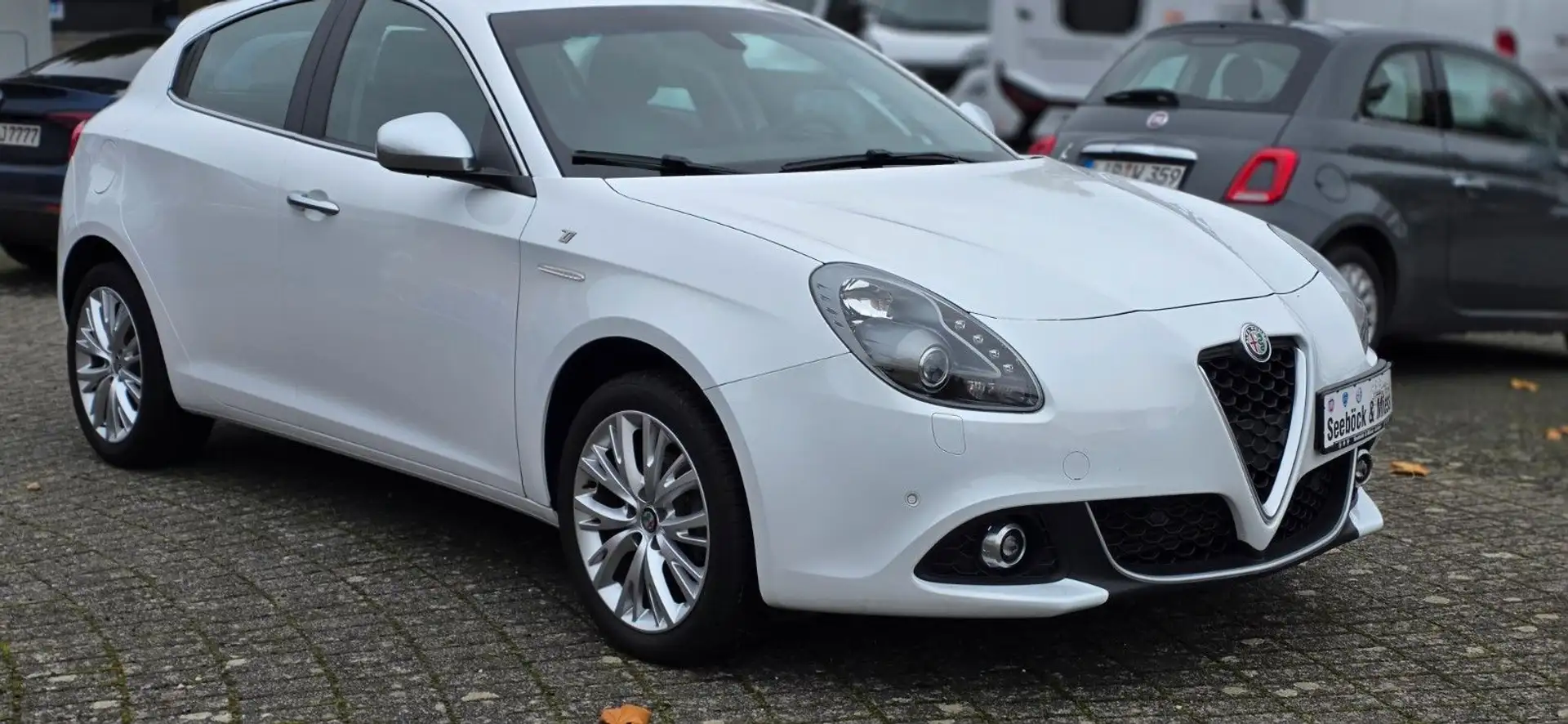 Alfa Romeo Giulietta Super Weiß - 2