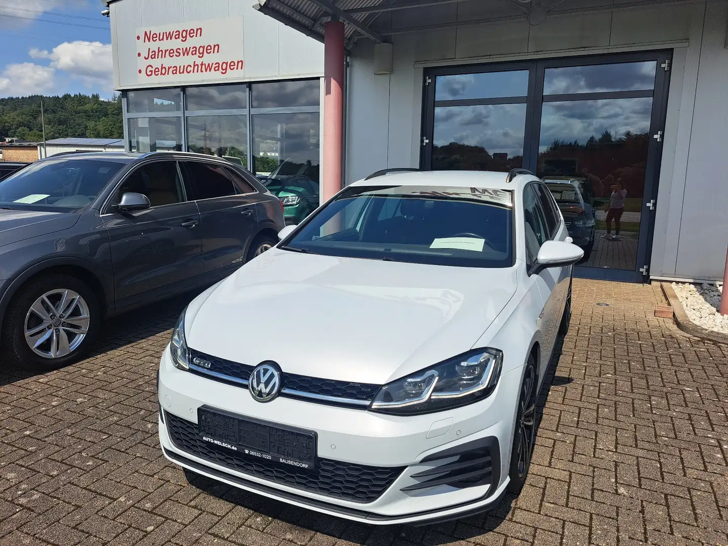 Volkswagen Golf GTD Variant AHK//Kamera//18Zoll//Navi! Grau - 1