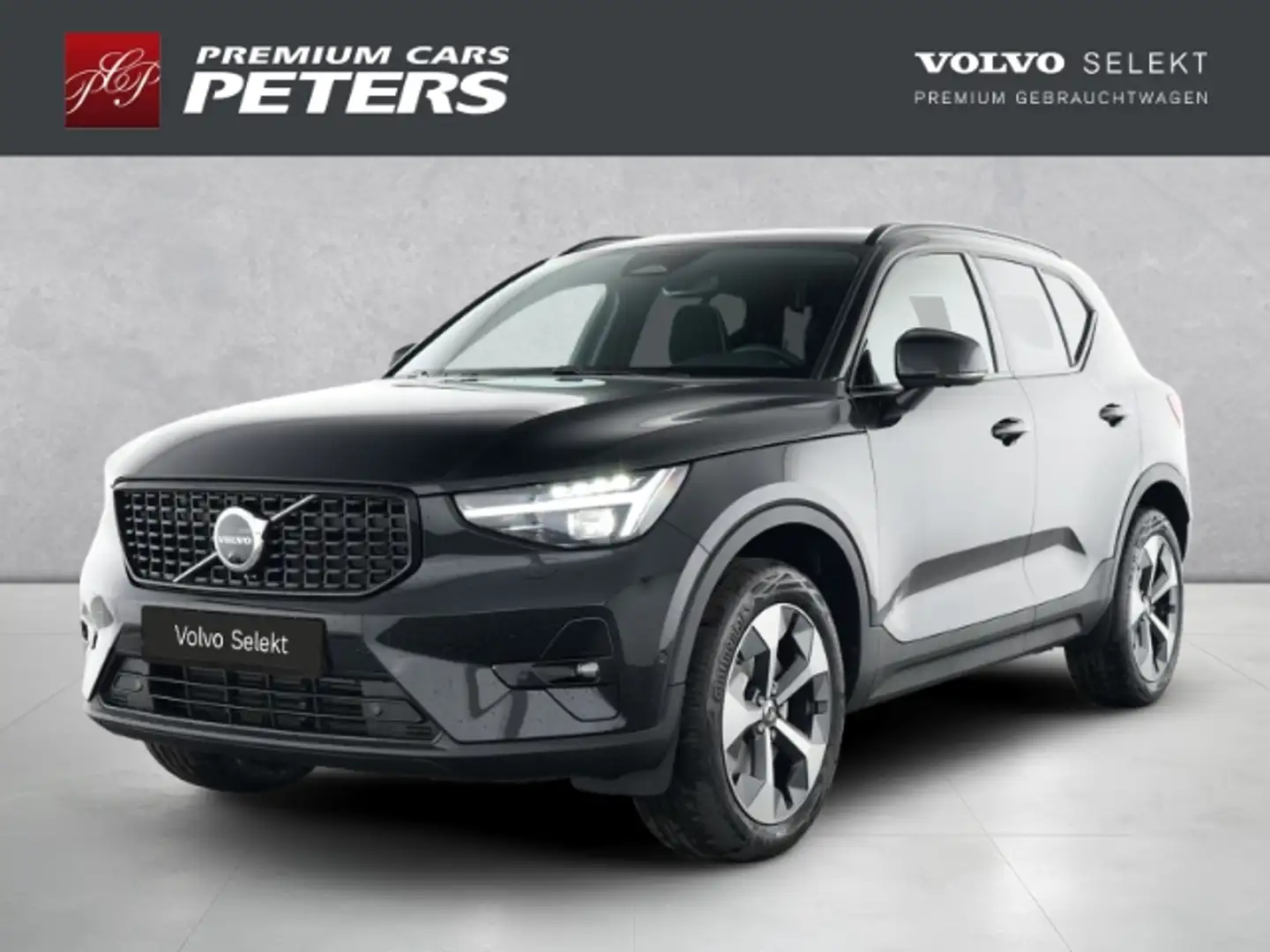 Volvo XC40 Plus Dark B3 19''LM Pano 360kam ACC DAB Harman LED Schwarz - 1