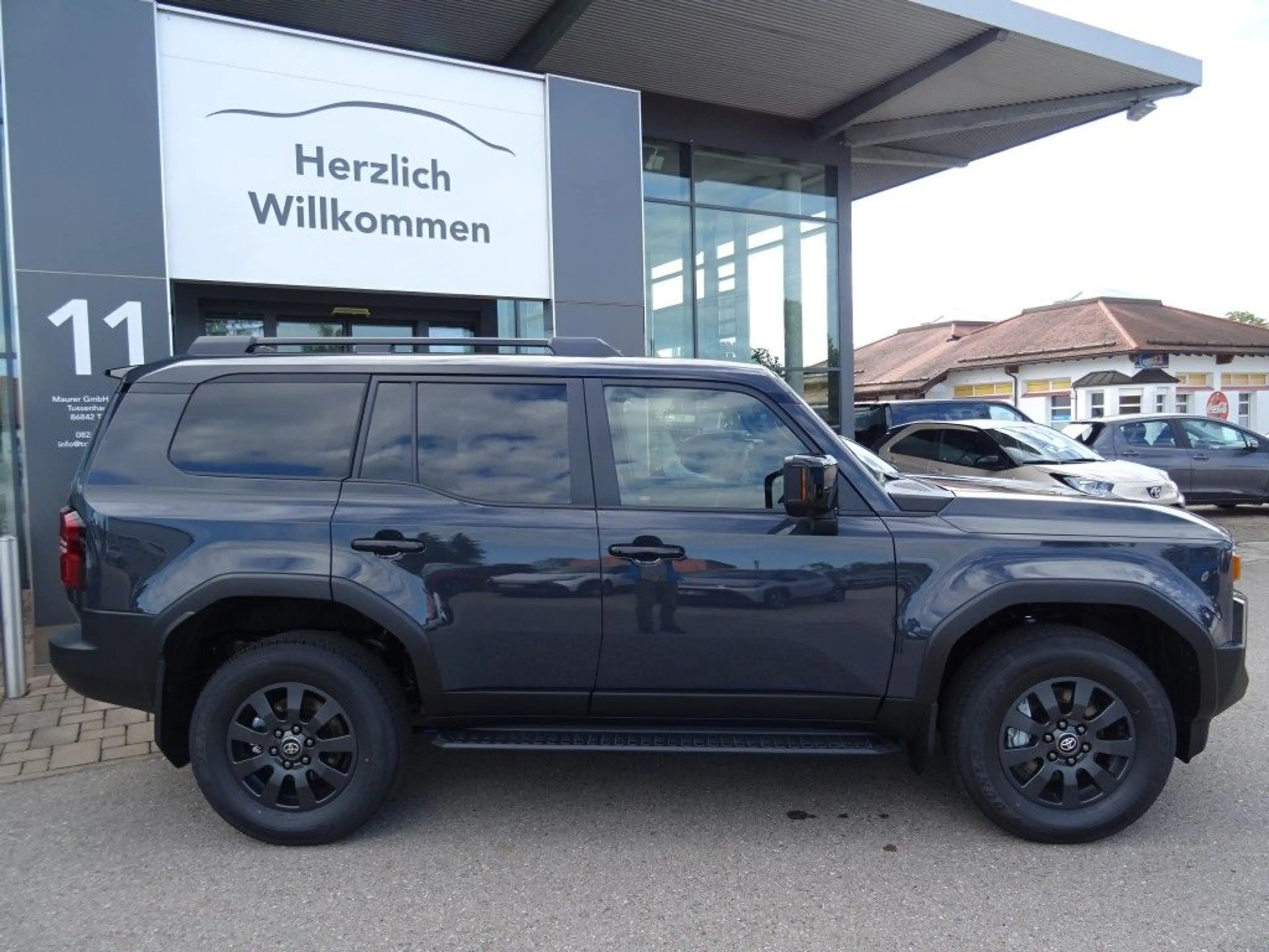 Toyota Land Cruiser 2.8 D-4D Mild-Hybrid Automatik Executive — photo 8