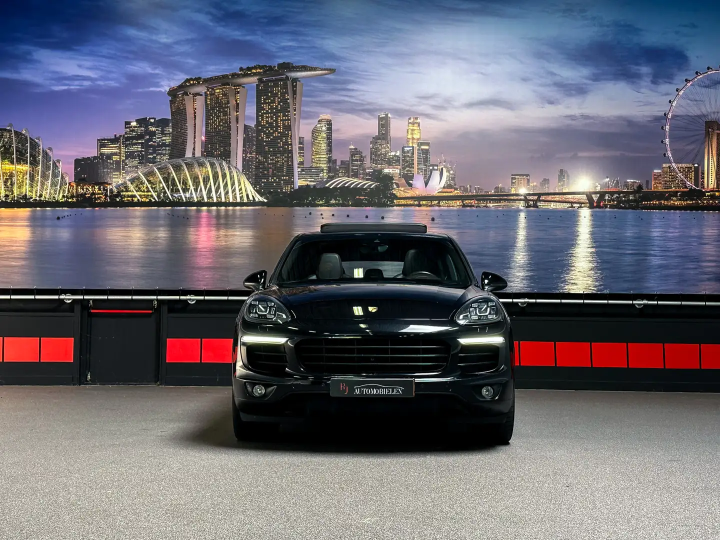 Porsche Cayenne 3.0 S E-Hybrid |Panorama|Luchtvering|NL NAP Noir - 2