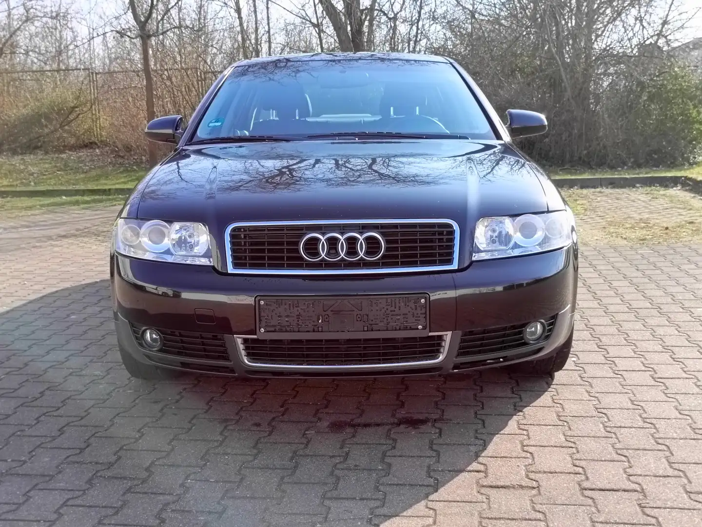 Audi A4 2.0 Negro - 2