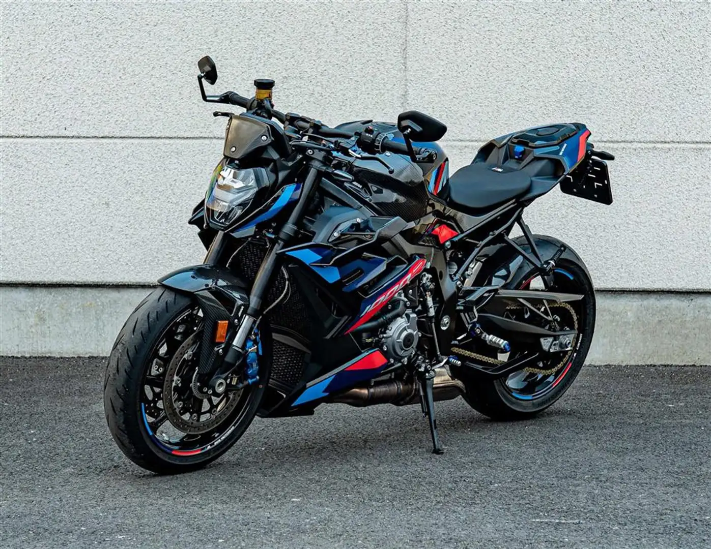 BMW M 1000 R 0 Zwart - 1