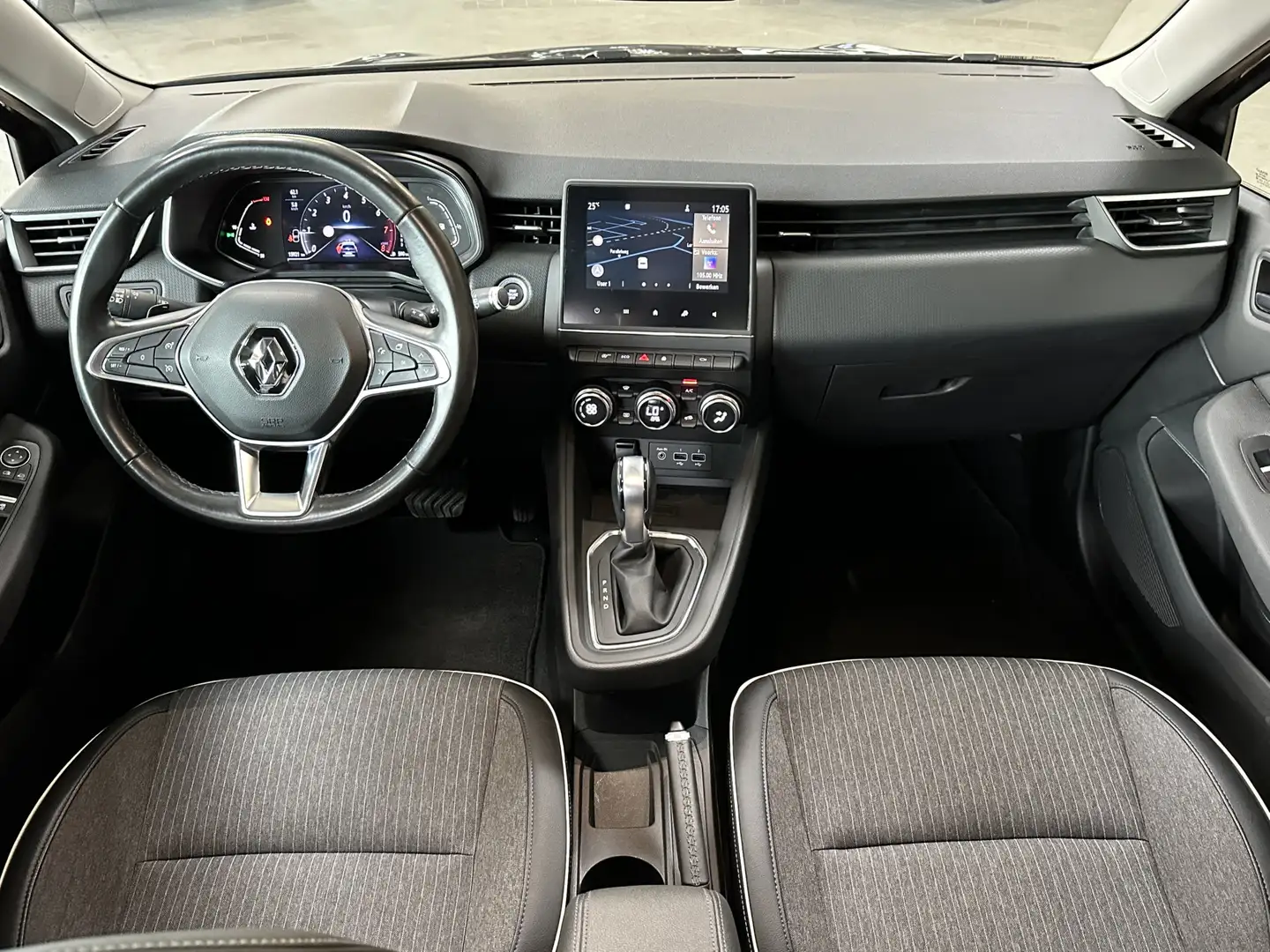 Renault Clio 1.3 TCe 130pk AUT, Intens, Navigatie, 360 camera, Bruin - 2
