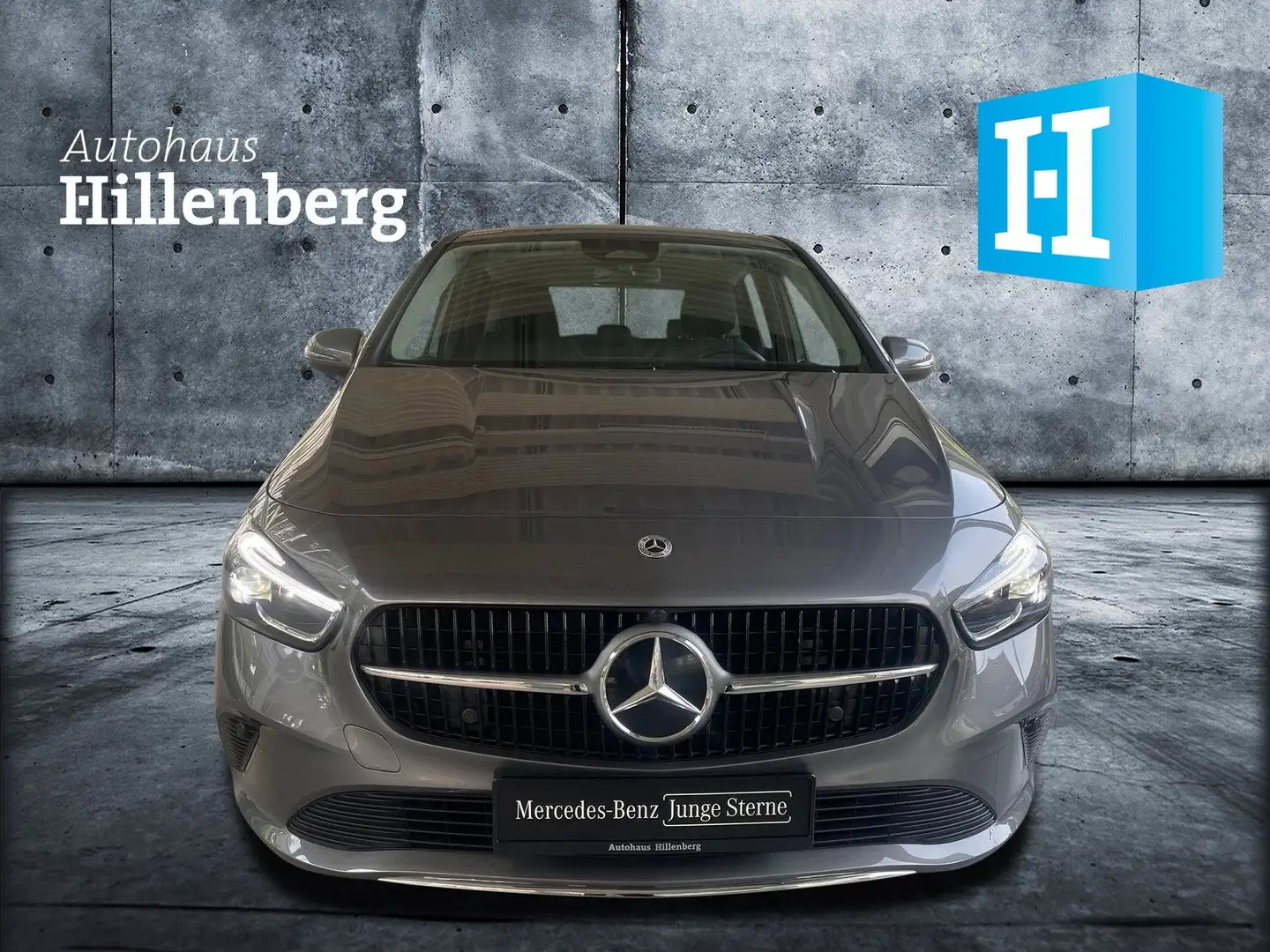 Mercedes-Benz B 180 Progressive Line Advanced Grau - 2