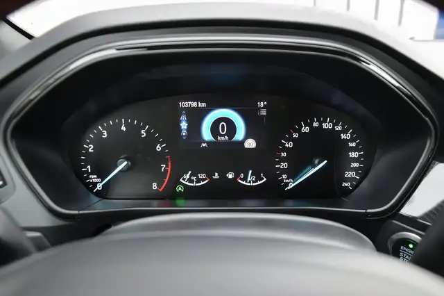 Ford Focus view 18