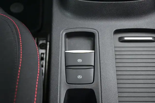 Ford Focus view 15