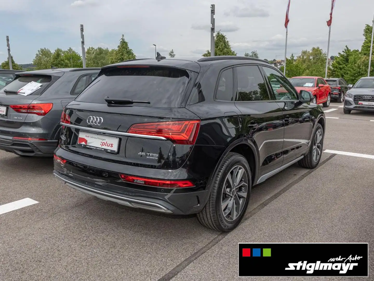 Audi Q5 advanced 45TFSI quattro ACC+AHK+LED+PANO+19` Schwarz - 2