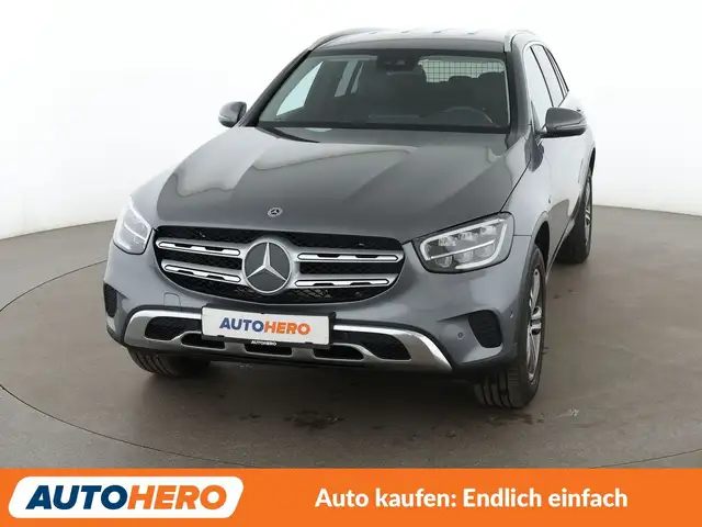 Mercedes-Benz GLC view 9
