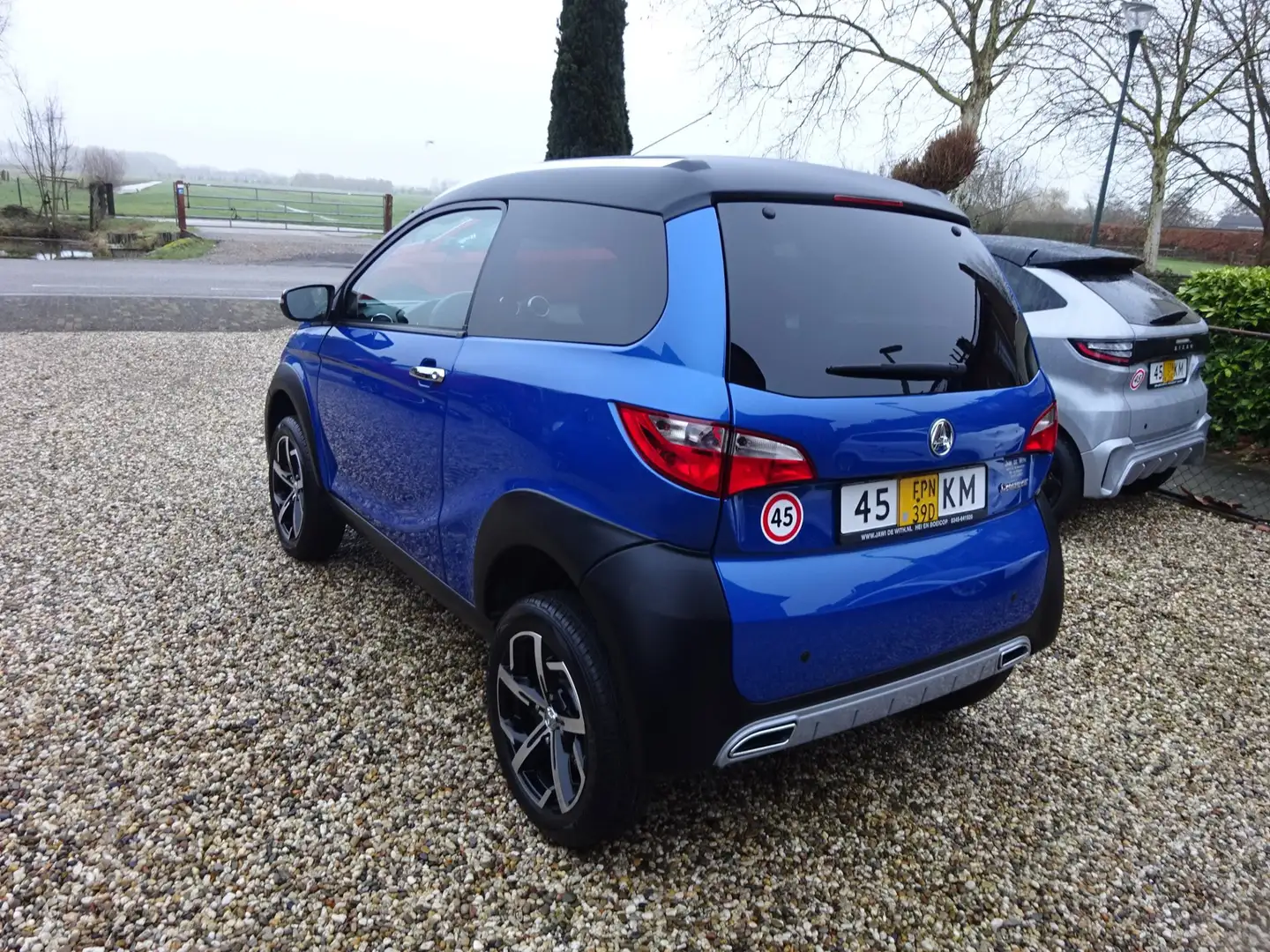 Aixam Crossover Premium HOGE INSTAP, Achteruitrijcamera, Parkeerse Blau - 2