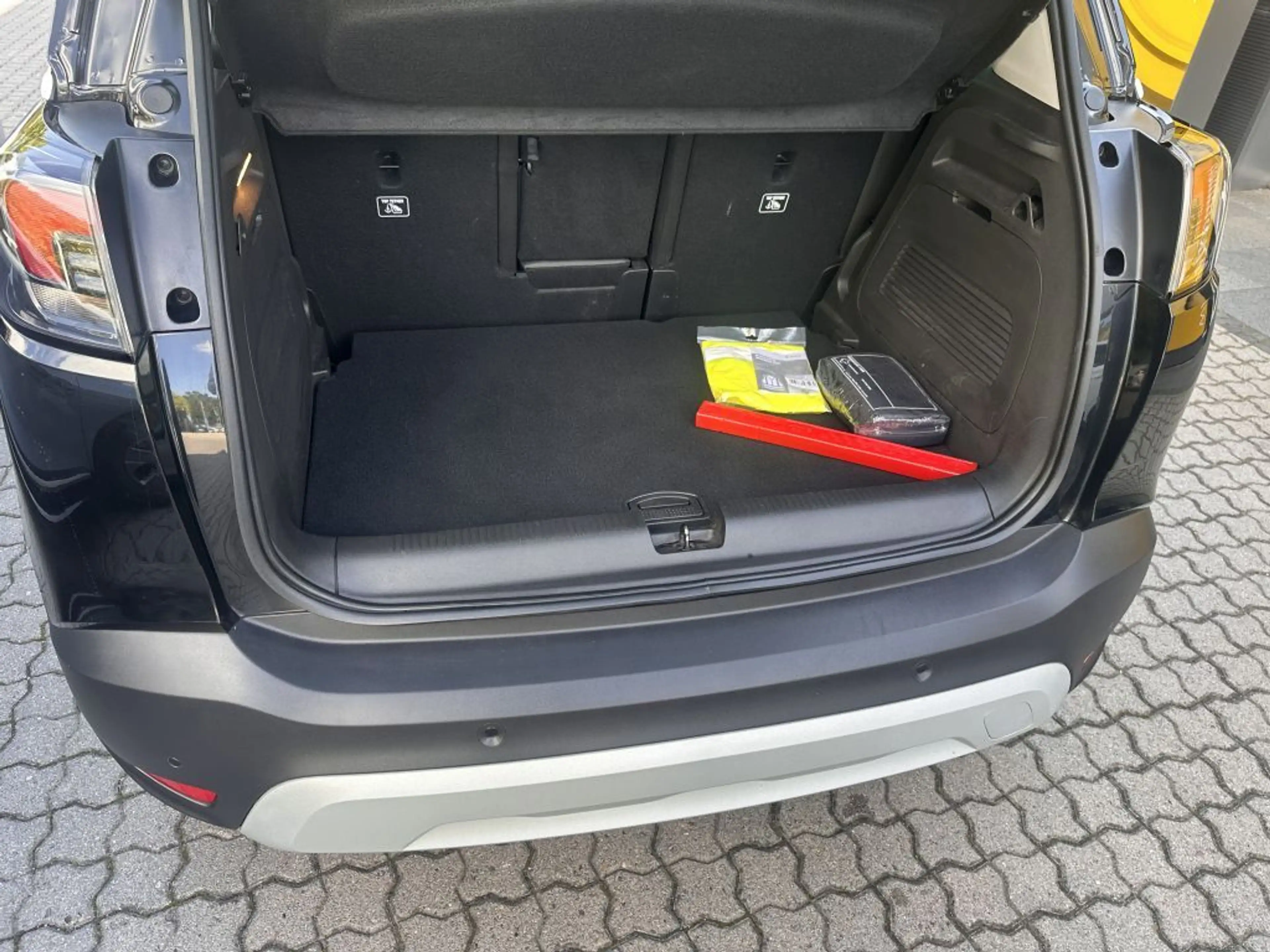 Opel Crossland X Crossland 1.2 Elegance Paket — photo 7