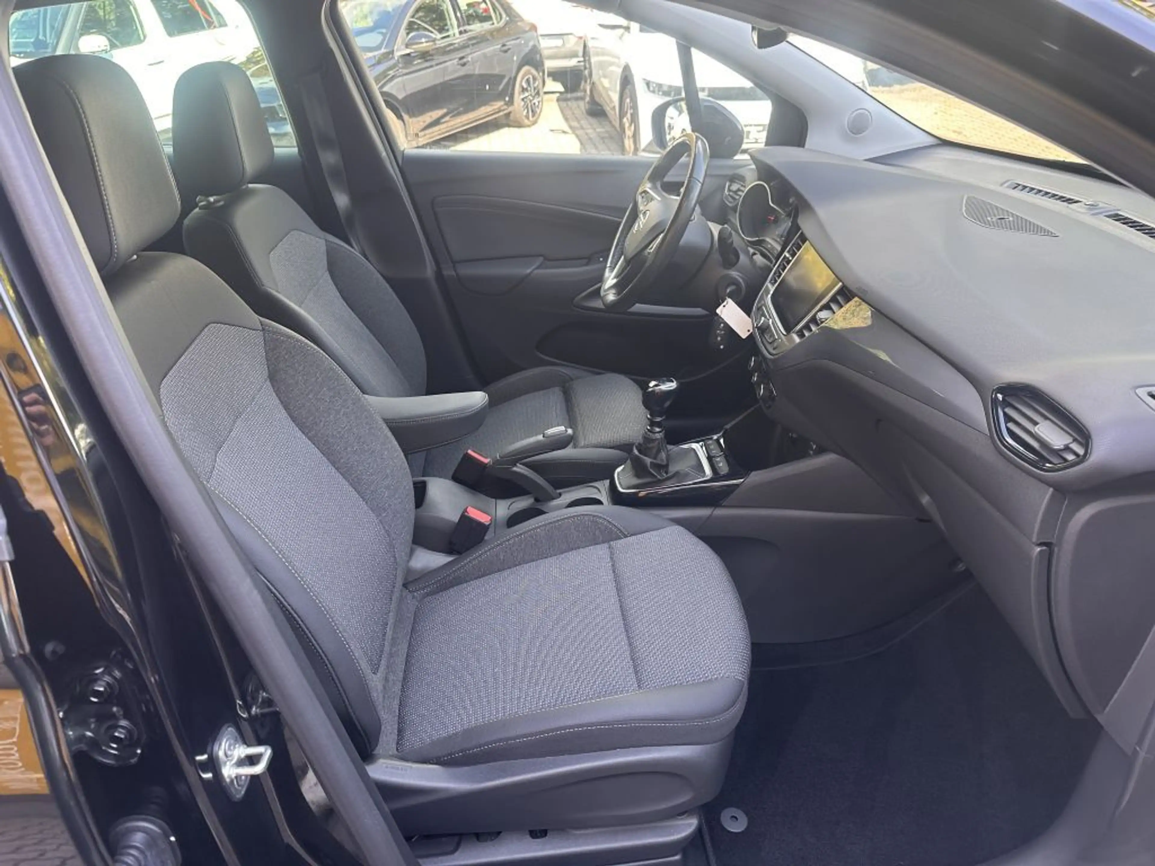 Opel Crossland X Crossland 1.2 Elegance Paket — photo 8