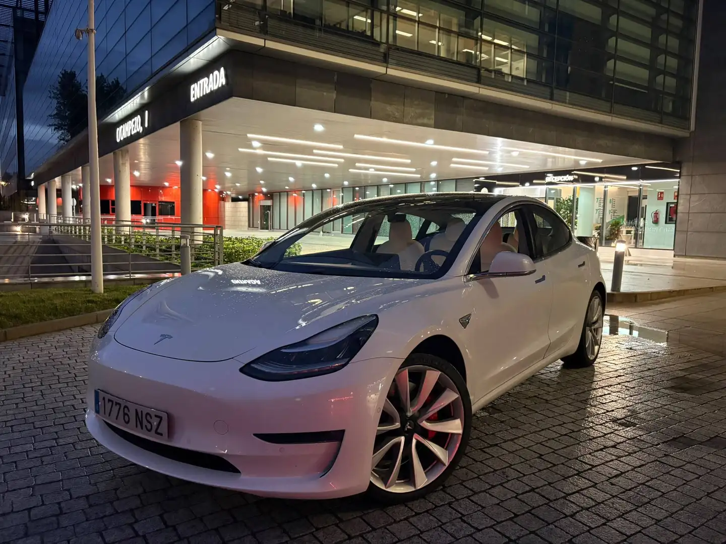 Tesla Model 3 Model 3 Long-Range Dual Motor Performance AWD Performance Blanco - 1