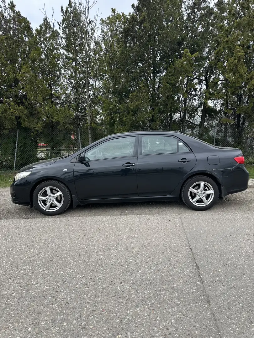 Toyota Corolla 2,0 D-4D 125 DPF Premium - 2