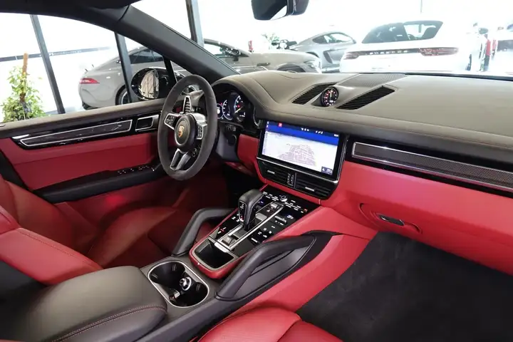 Porsche Cayenne 2019, foto 9