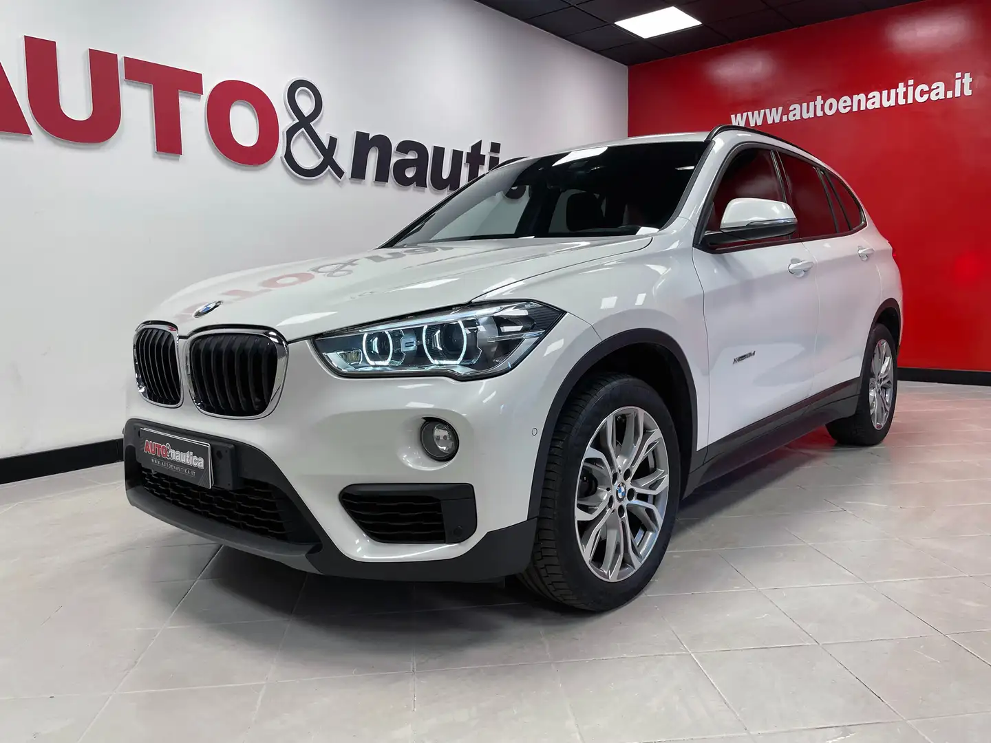 BMW X1 XDRIVE 18D BUSINESS AUTO Bianco - 1