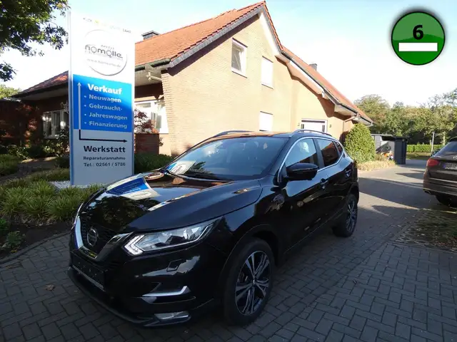 Nissan Qashqai N Conn. 4x4 Pano NAVI RFK AHK TEMP