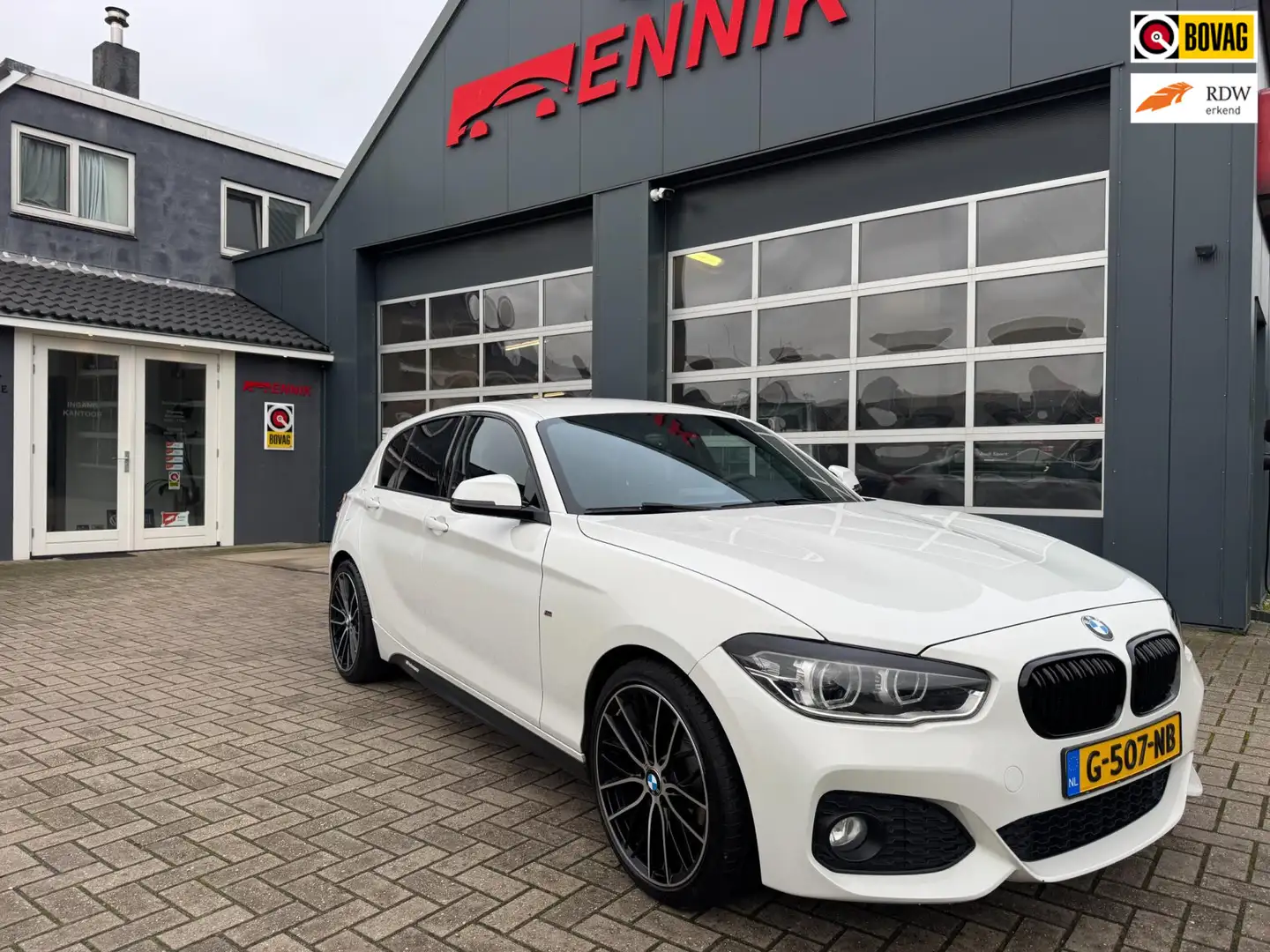 BMW 116 1-serie 116i Centennial High Executive M-Sport / M Blanc - 1