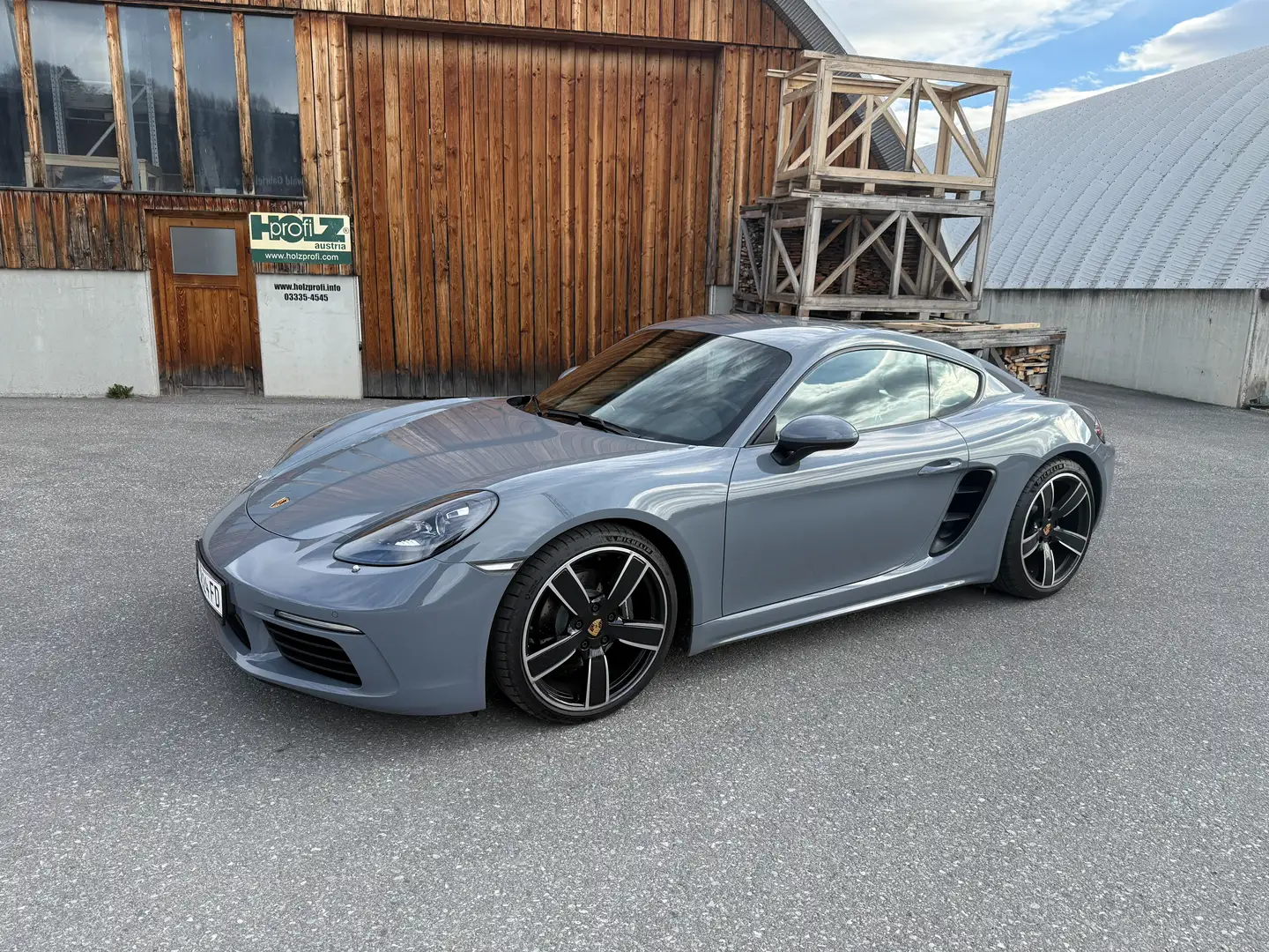 Porsche Cayman 718 Cayman*PDK-Automatik*PASM-Sportfahrwerk*Sport Chrono*Sportsitze Plus Leder*Bose*Graphit Grau metallic*Neuwagenzustand Grau - 1