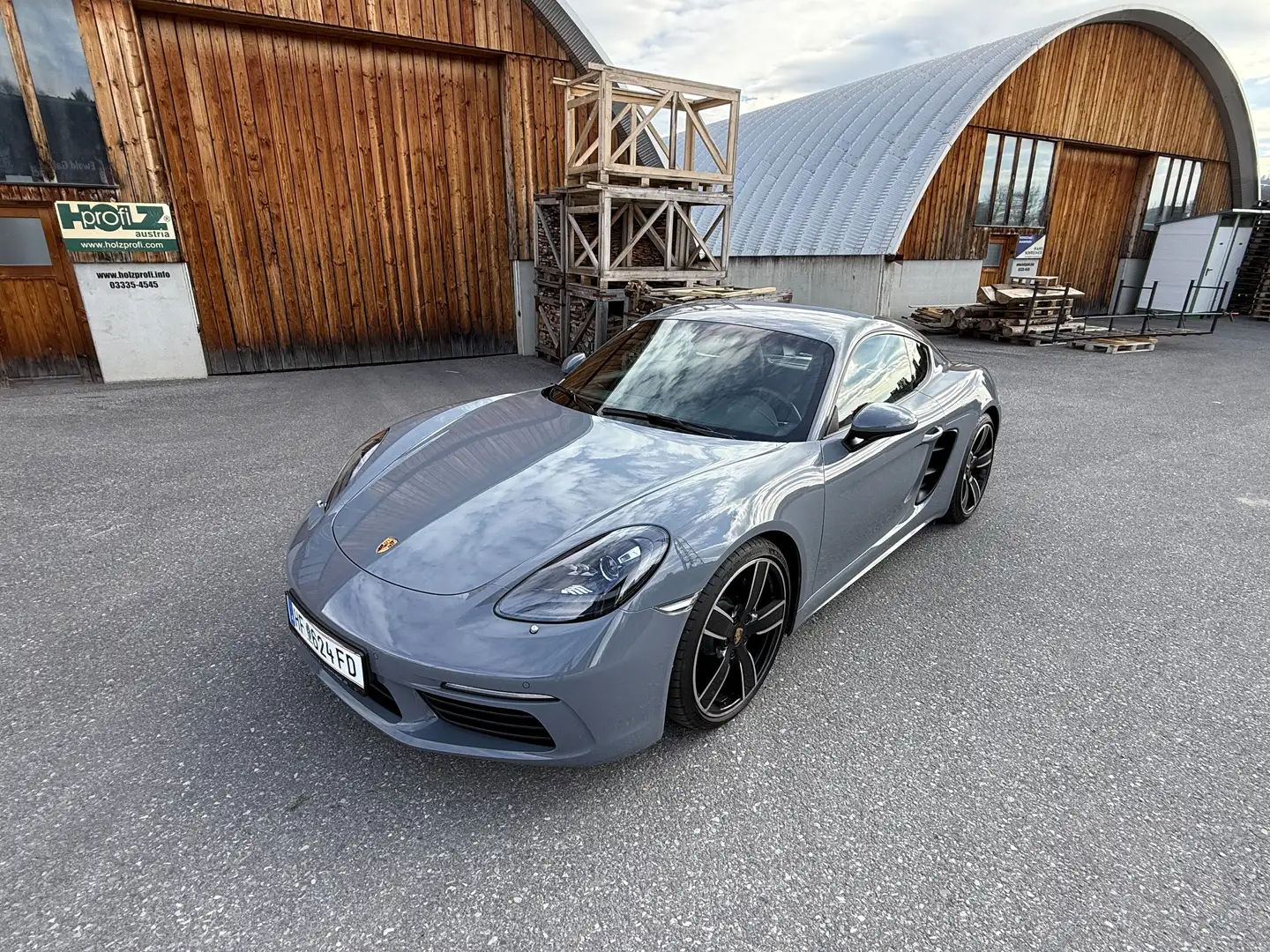 Porsche Cayman 718 Cayman*PDK-Automatik*PASM-Sportfahrwerk*Sport Chrono*Sportsitze Plus Leder*Bose*Graphit Grau metallic*Neuwagenzustand Grau - 2