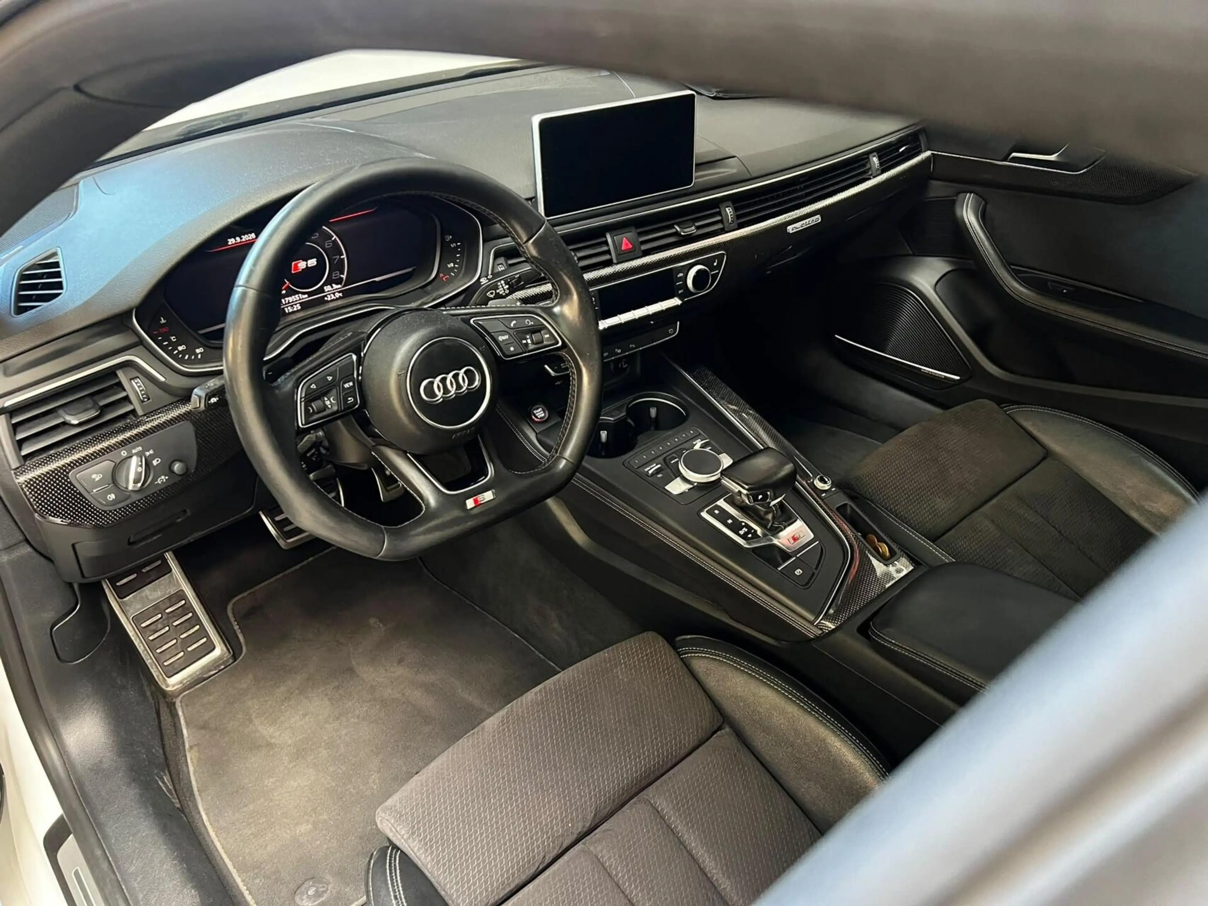 Audi S5 3.0 TFSI Quattro camera V/A / pano/carbon full opt — photo 10