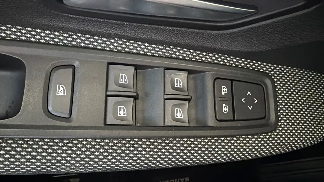 Dacia Sandero Sandero — photo 21