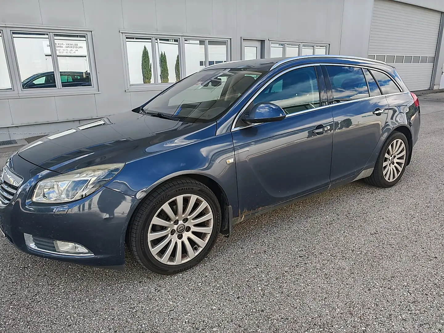 Opel Insignia ST 2,0 Cosmo CDTI DPF Aut. Grau - 2