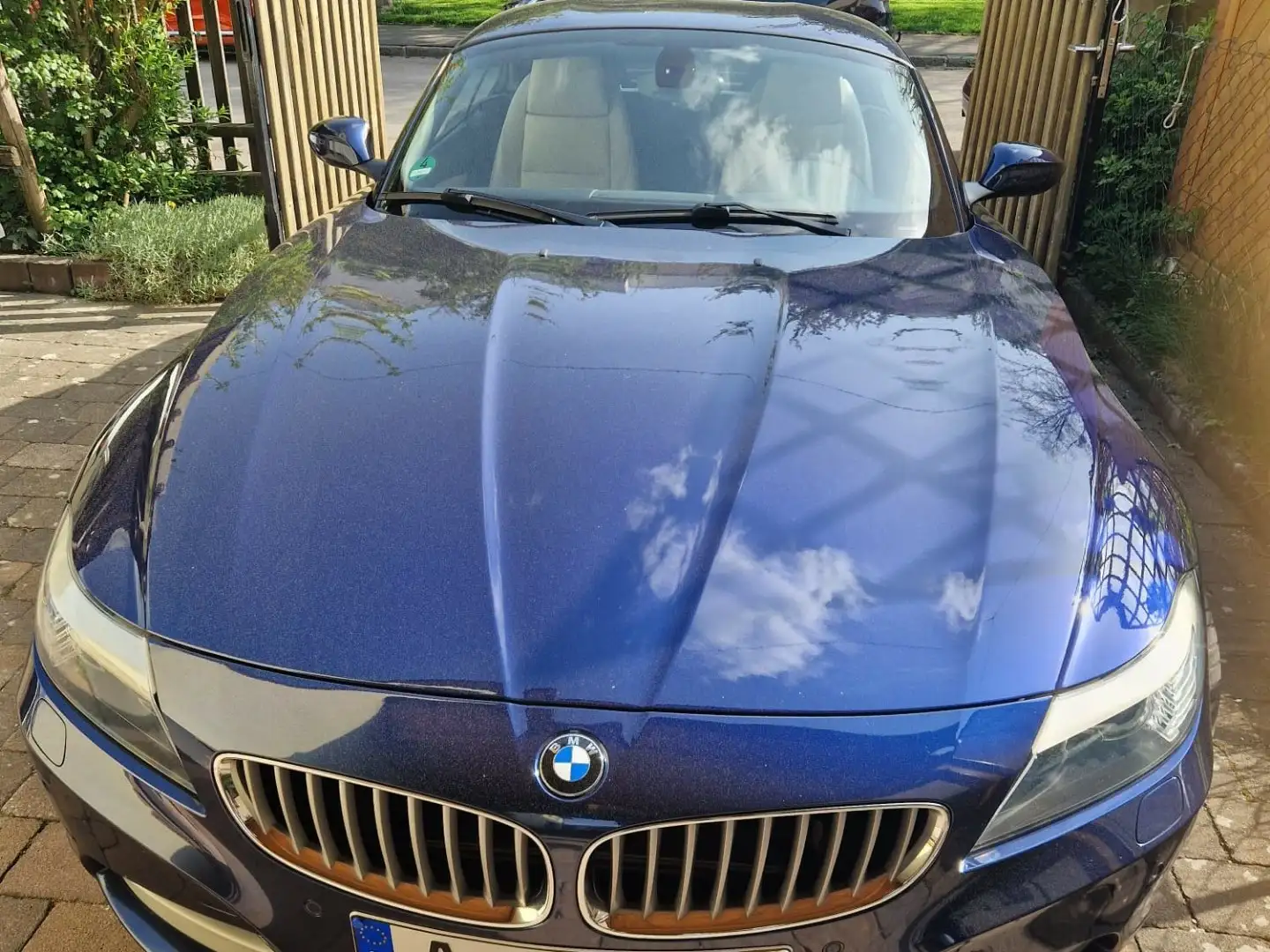 BMW Z4 sDrive35i Aut. Modrá - 1