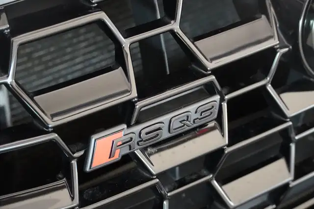 Audi RS Q3 Sportback 2.5 TFSI quattro LED AHK Ansicht 31